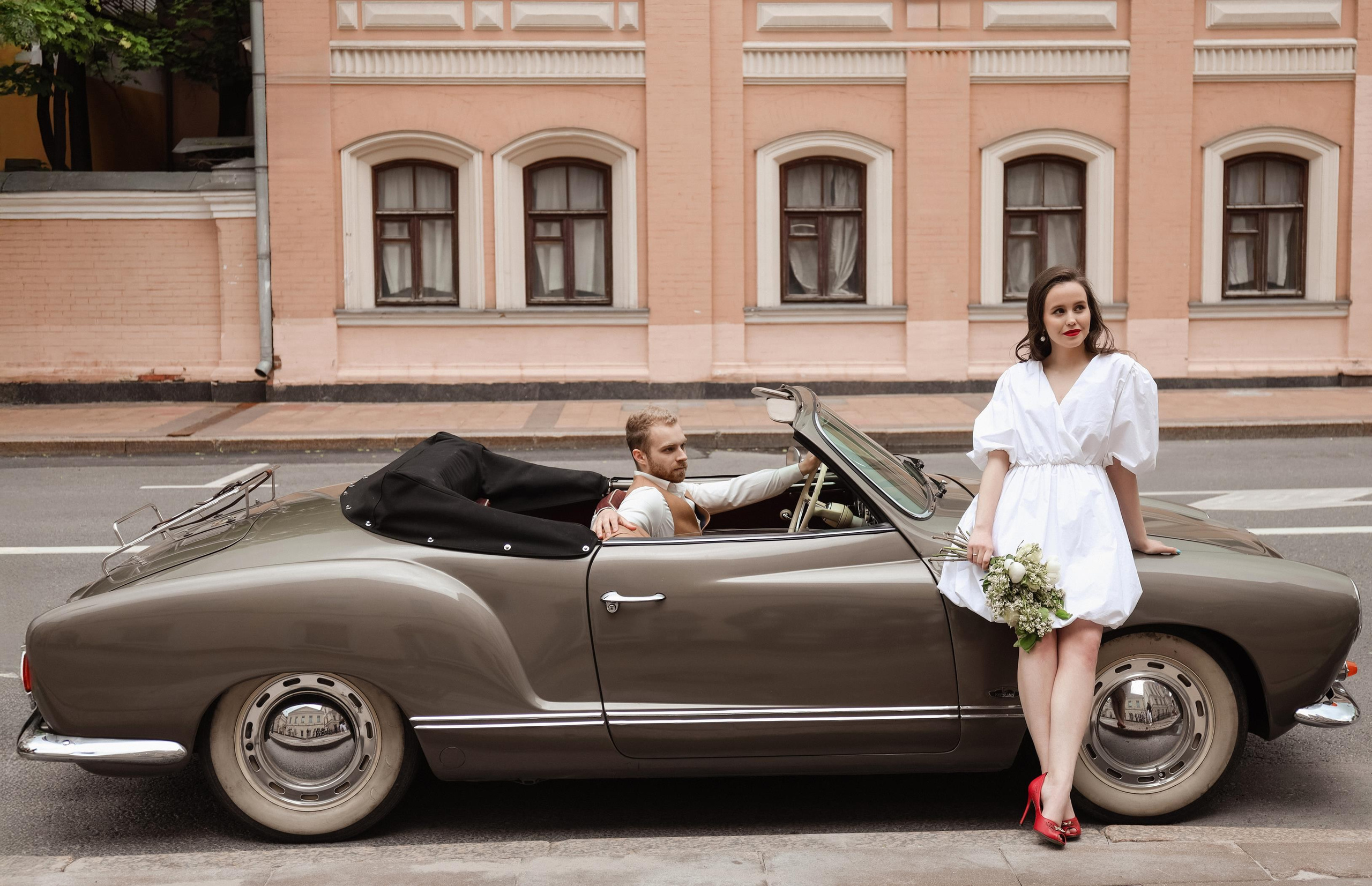 Jump in my car. Алина Малышева, свадебный и семейный фотограф Москва