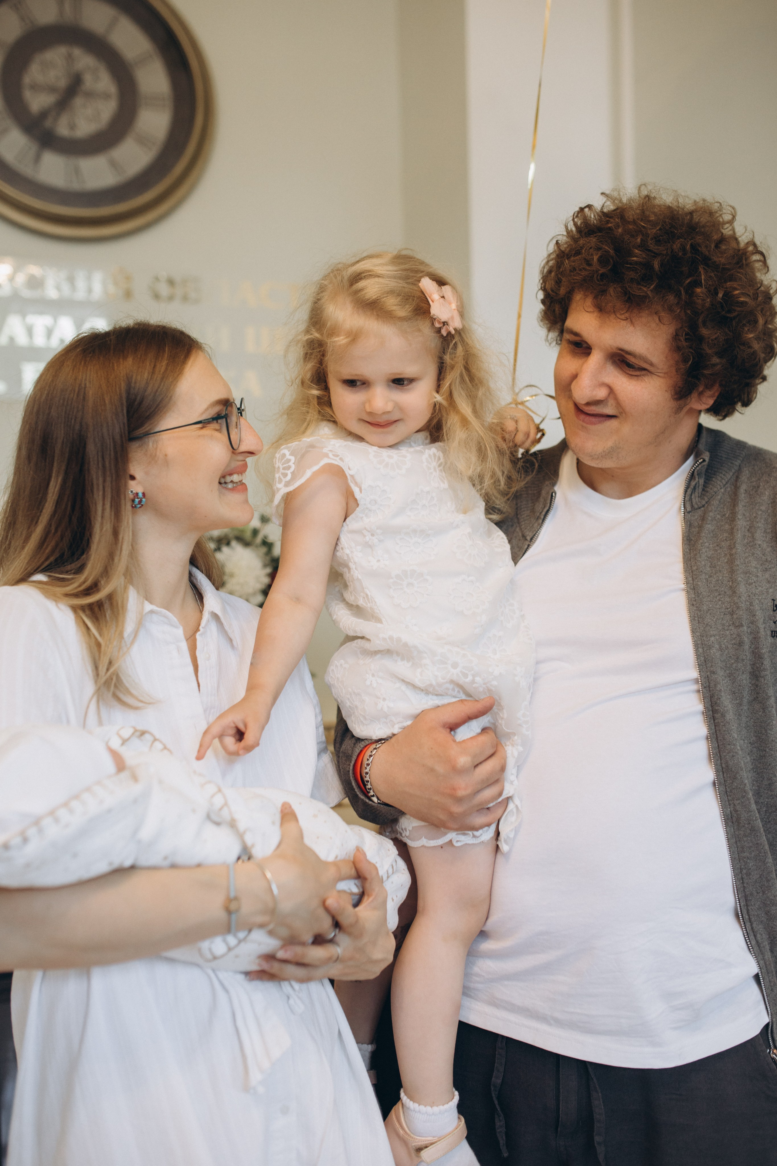 Выписка из роддома. Семейный и детский фотограф в Москве Антонина Смирнова