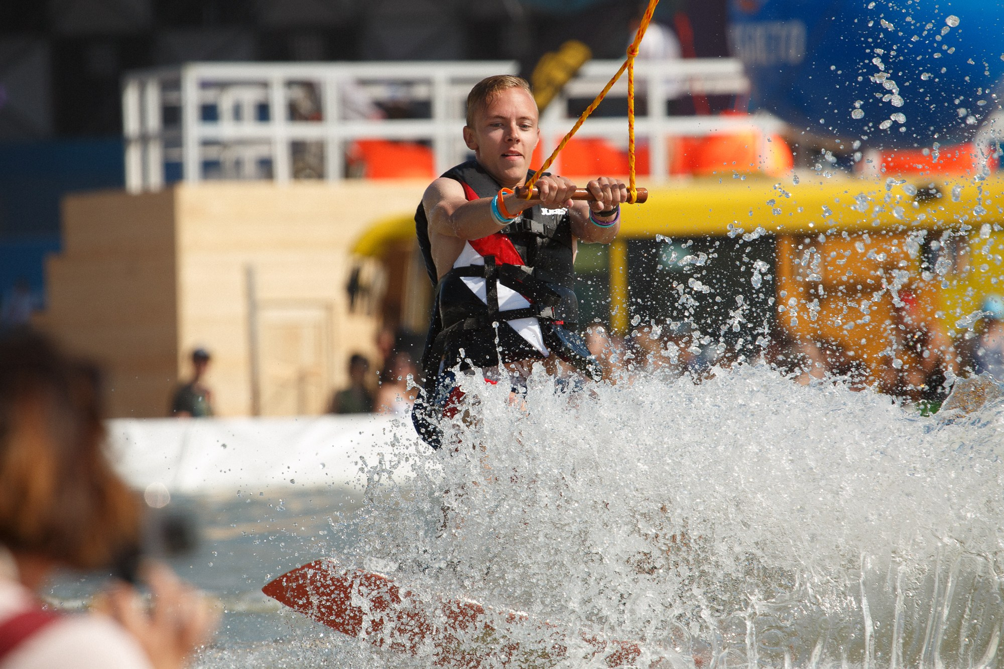 ФЕСТИВАЛЬ ВКОНТАКТЕ. Рабочая сторона — бизнес портрет и репортаж в Санкт-Петербурге