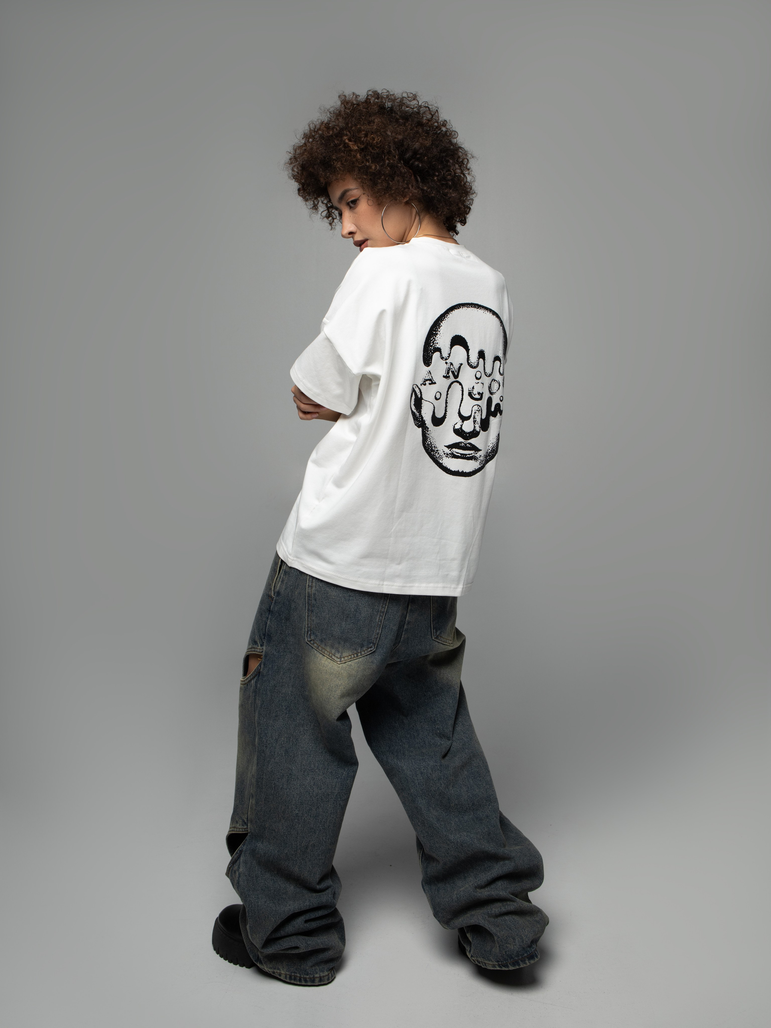 КАТАЛОГ | серый фон. RUNA production — стильные съемки для брендов