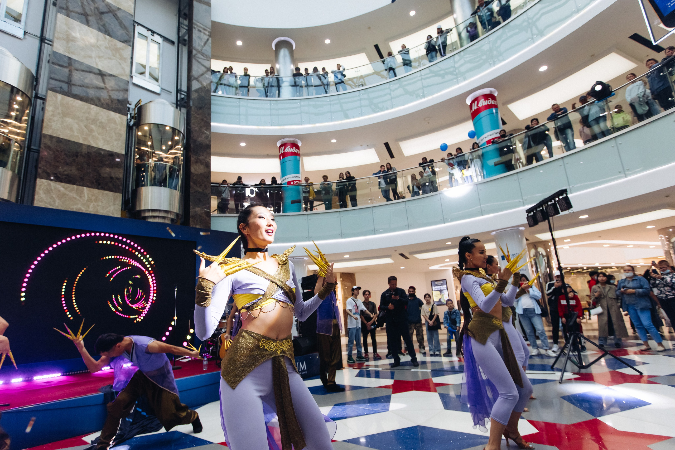 5 лет ТЦ Форум. Свадебный и семейный фотограф в Улан-Удэ