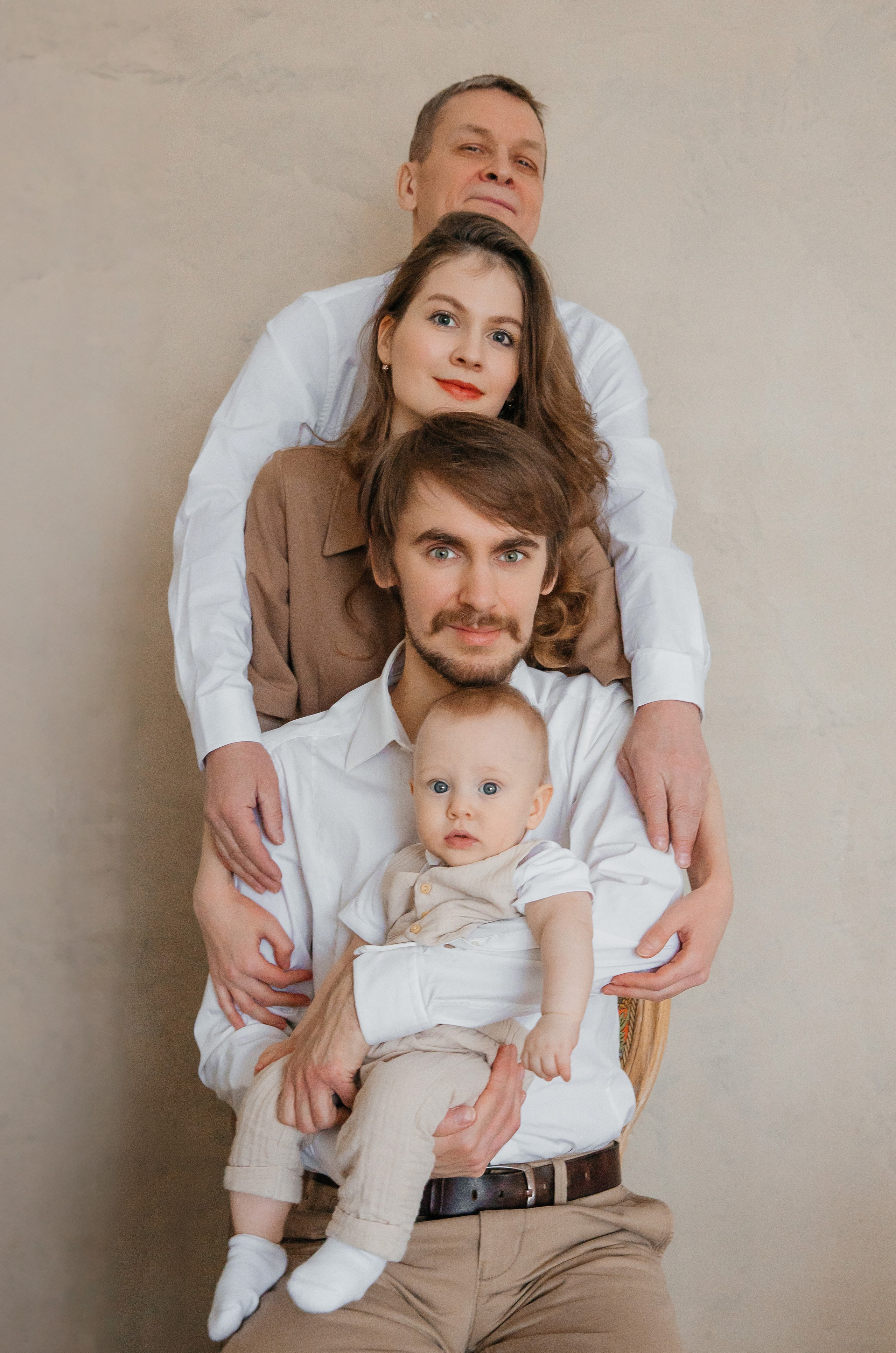 Новогодняя (мама, папа, сын и дедушка). Фотограф текстиля в Москве Ольга Иванова