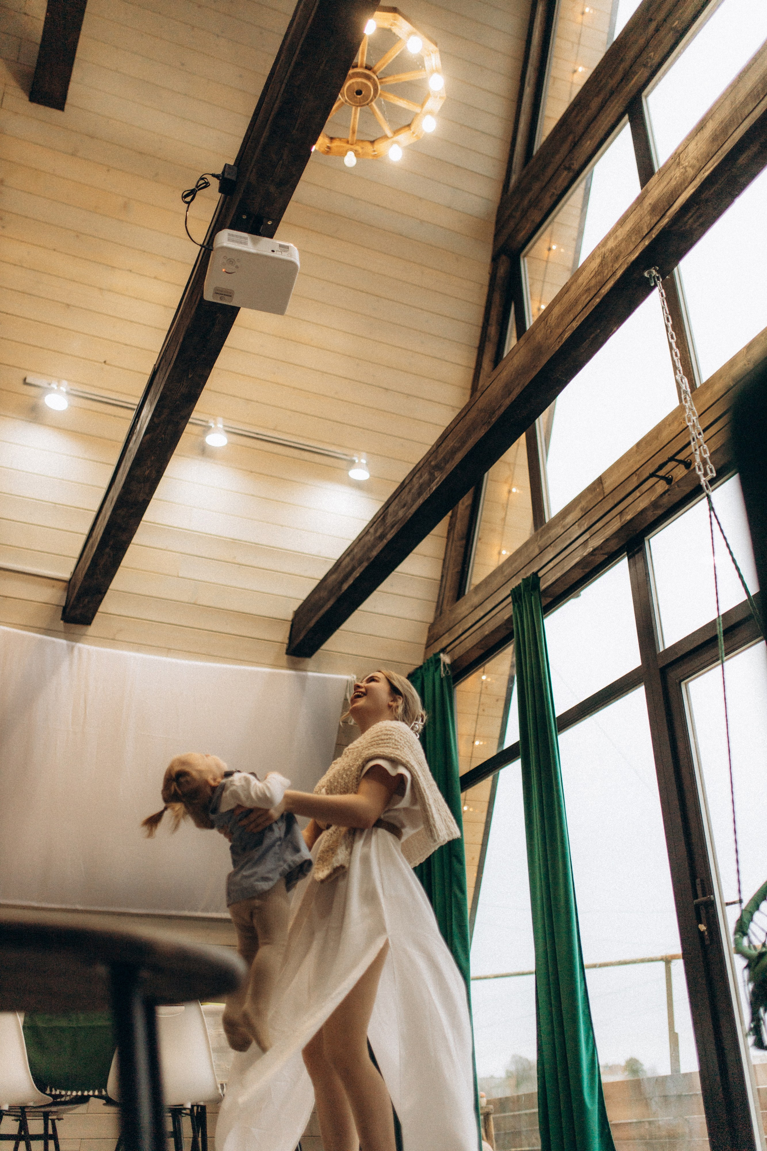 Алиса и мама. Семейный фотограф Губкин/Старый Оскол