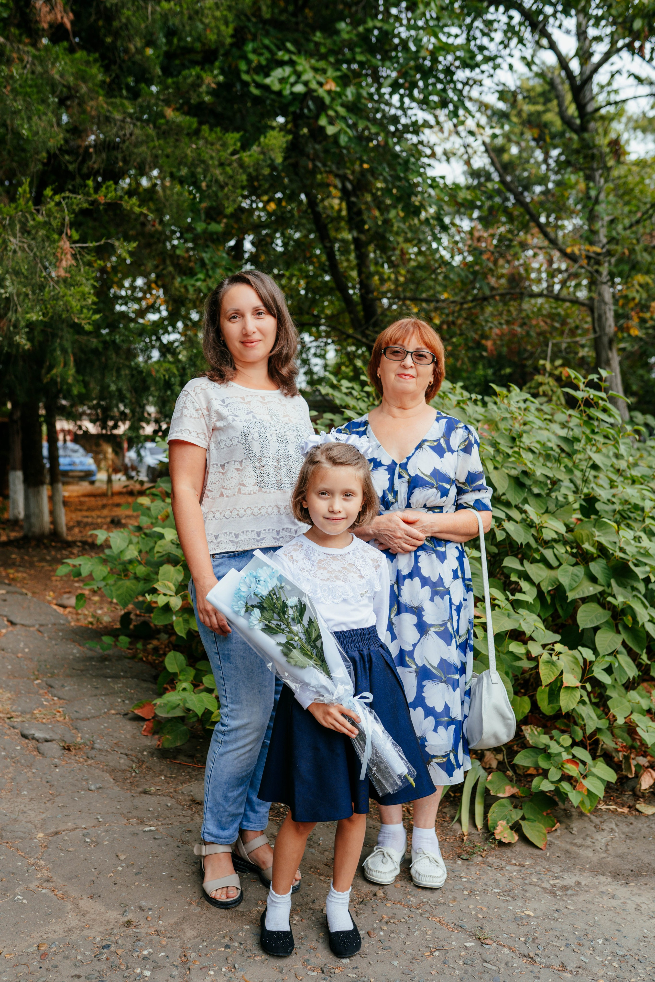 1 Сентября (СШ 63). Выпускные альбомы «Поколение» в городе Краснодар