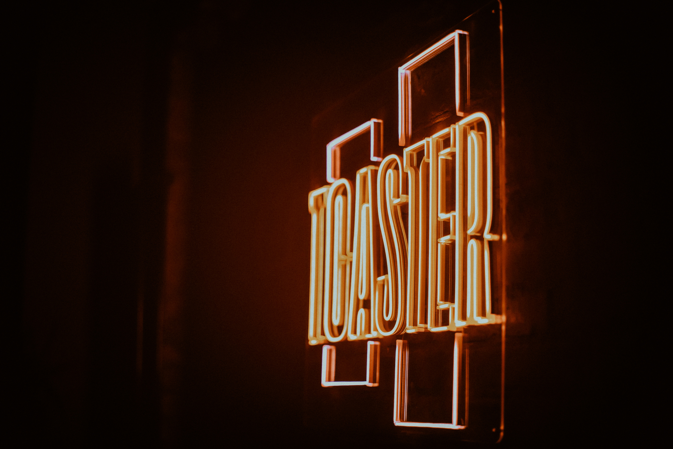 Toaster Live Backstage