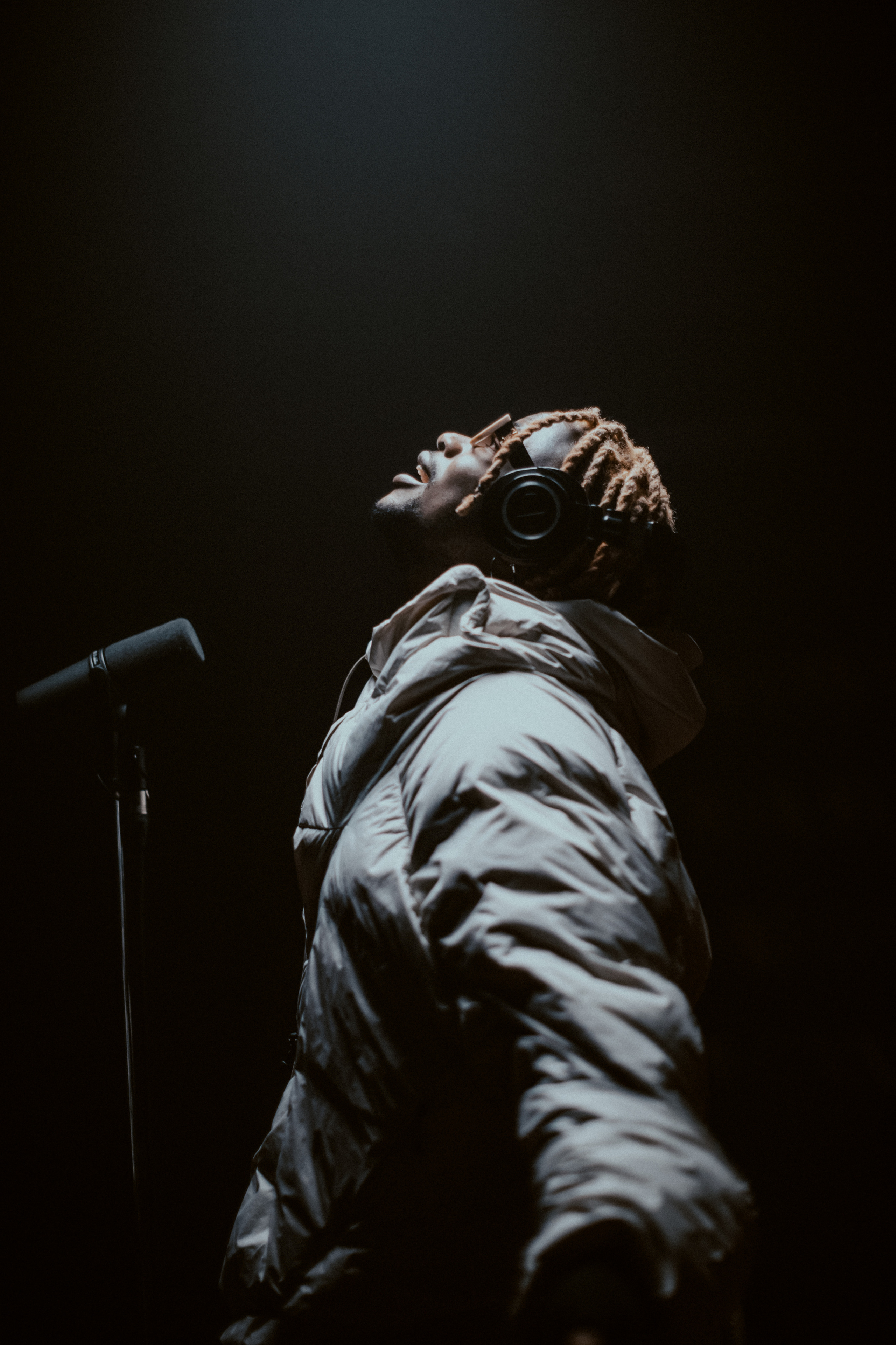 Toaster Live Backstage