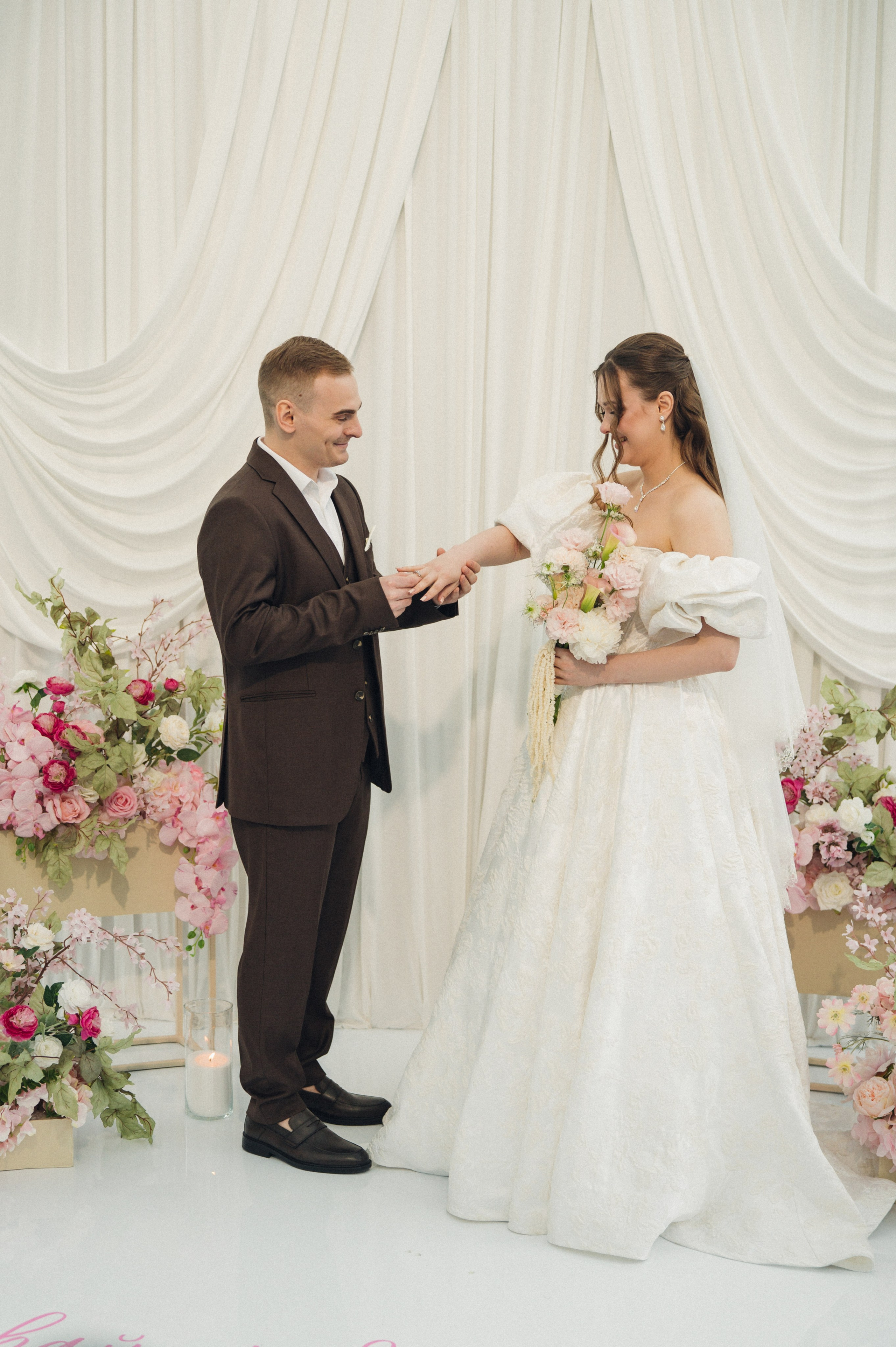 Алёна и Павел. Репортажный и свадебный фотограф в Сургуте