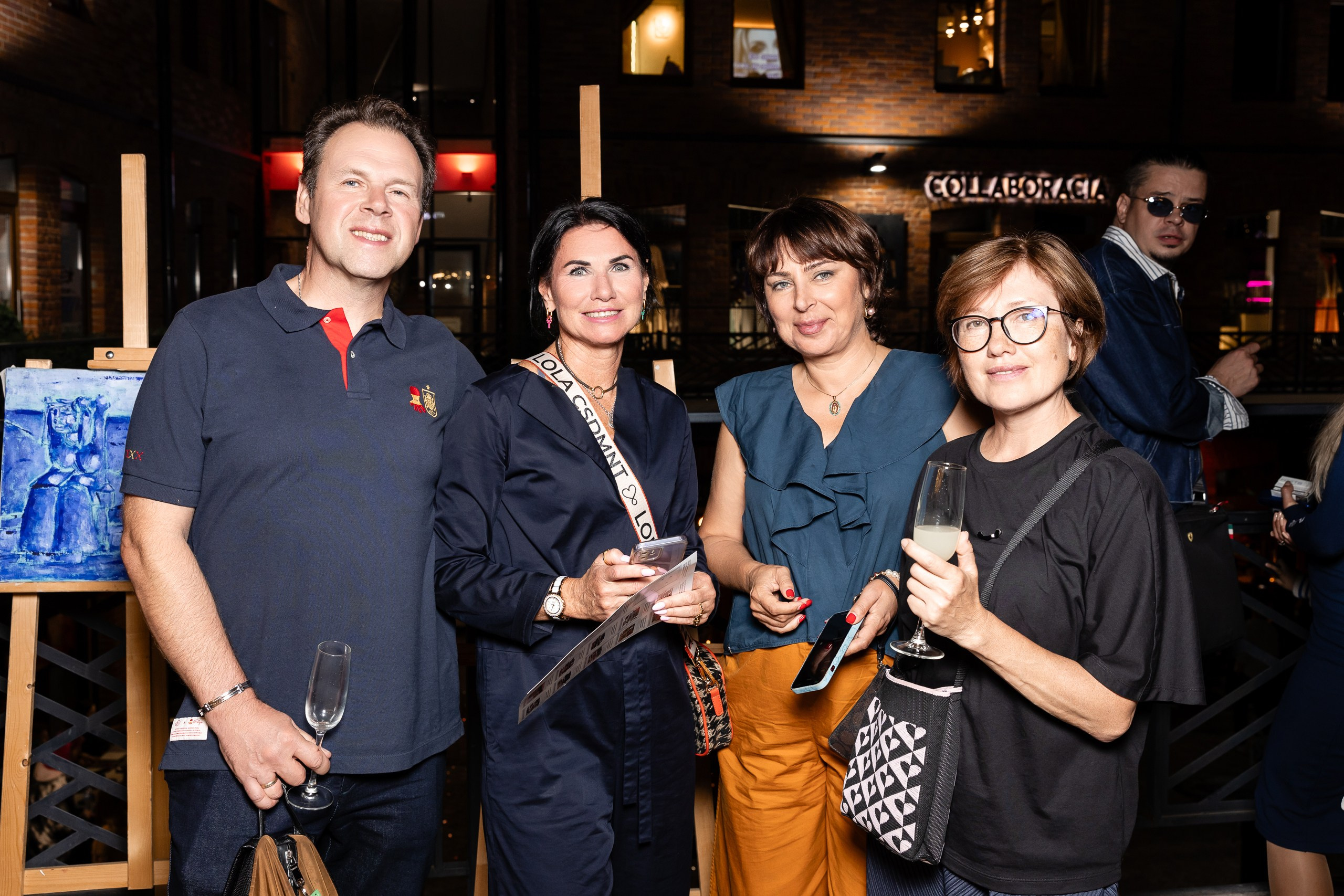 Выставка работ Дениса Шевчука в ресторане Attolini. Фотограф в Санкт-Петербурге — Сергей Петров