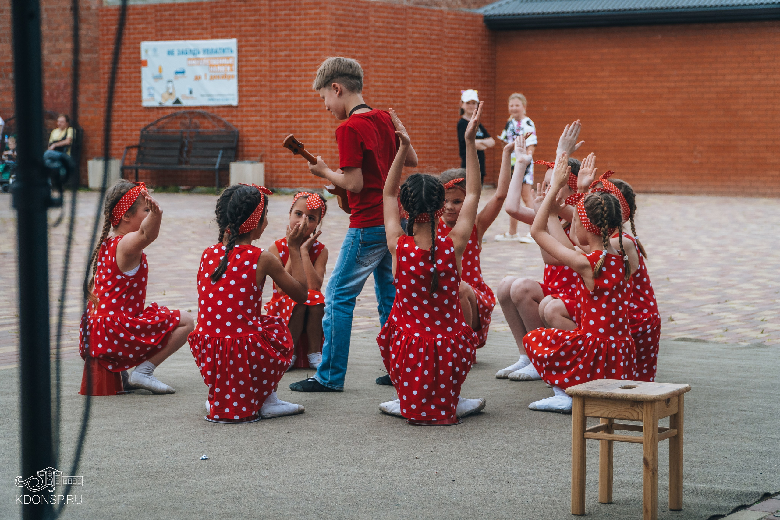 «Весна танцевальная». Новотитаровский Дом культуры