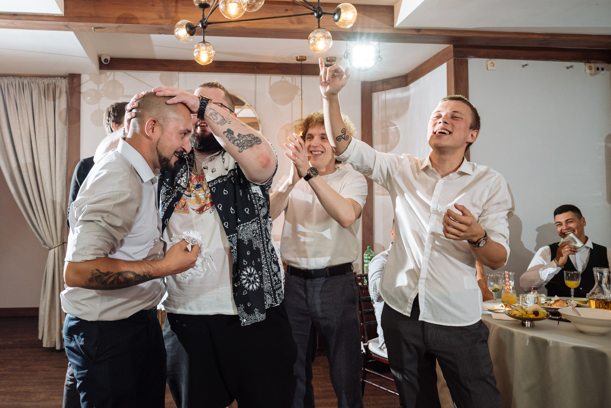 Свадьба в Санкт-Петербурге. Анастасия Петрович фотограф, фотокорреспондент в Москве и Санкт-Петербурге. Фотосъёмка репортажа, мероприятия, корпоративная съёмка, контент