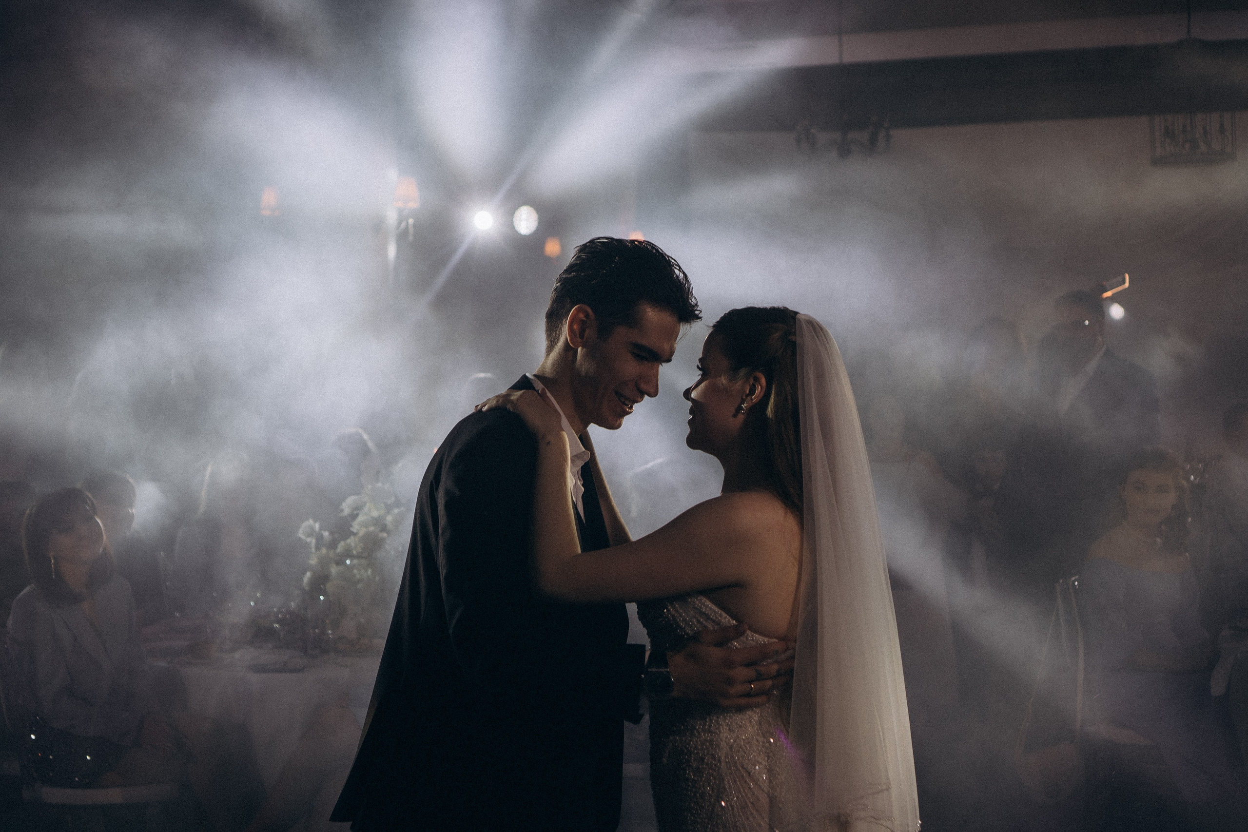 СВАДЕБНАЯ СЬЕМКА СБОРОВ В ОТЕЛЕ И ВЫЕЗД НА ЦЕРЕМОНИЮ (СНЯТО В СИБИРЕ В НИЖНЕВАРТОВСКЕ). Профессиональный фотограф, Санкт-Петербург — Виктория Богомолова