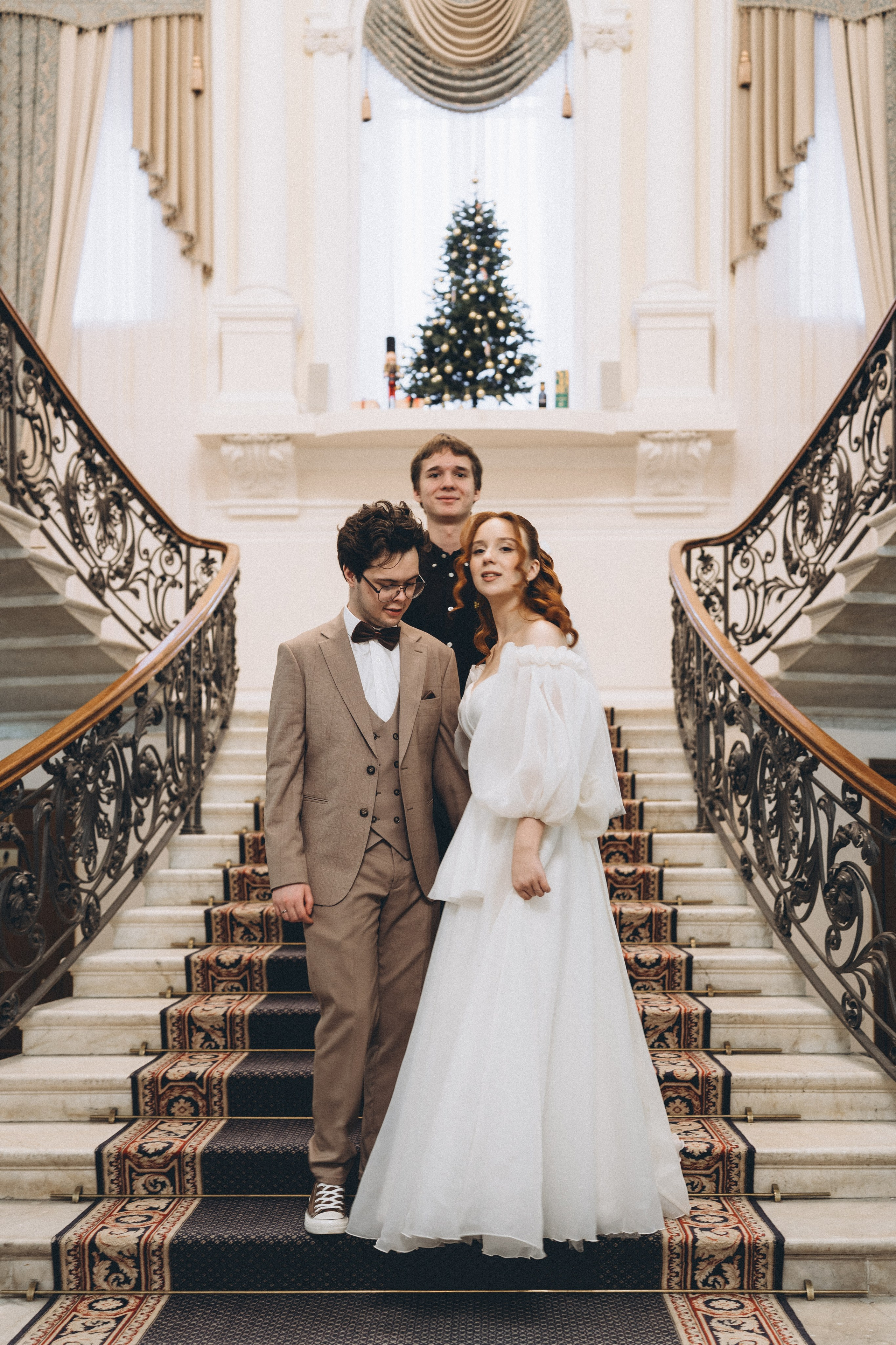 СВАДЕБНАЯ СЬЕМКА ВО ВТОРОМ ДВОРЦЕ С ГОСТЯМИ И ПРОГУЛКА В ТАВРИЧЕСКОМ САДУ. Профессиональный фотограф, Санкт-Петербург — Виктория Богомолова