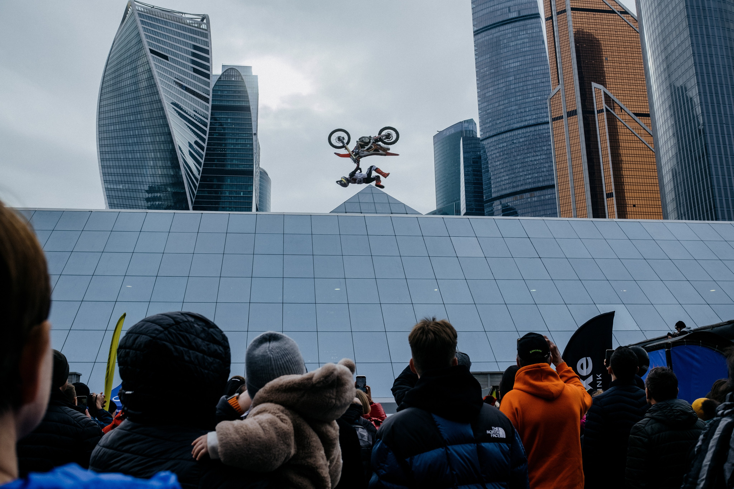 INVOKE DIRT CONTEST. Репортажный и портретный фотограф в Москве Илья Спиридонов