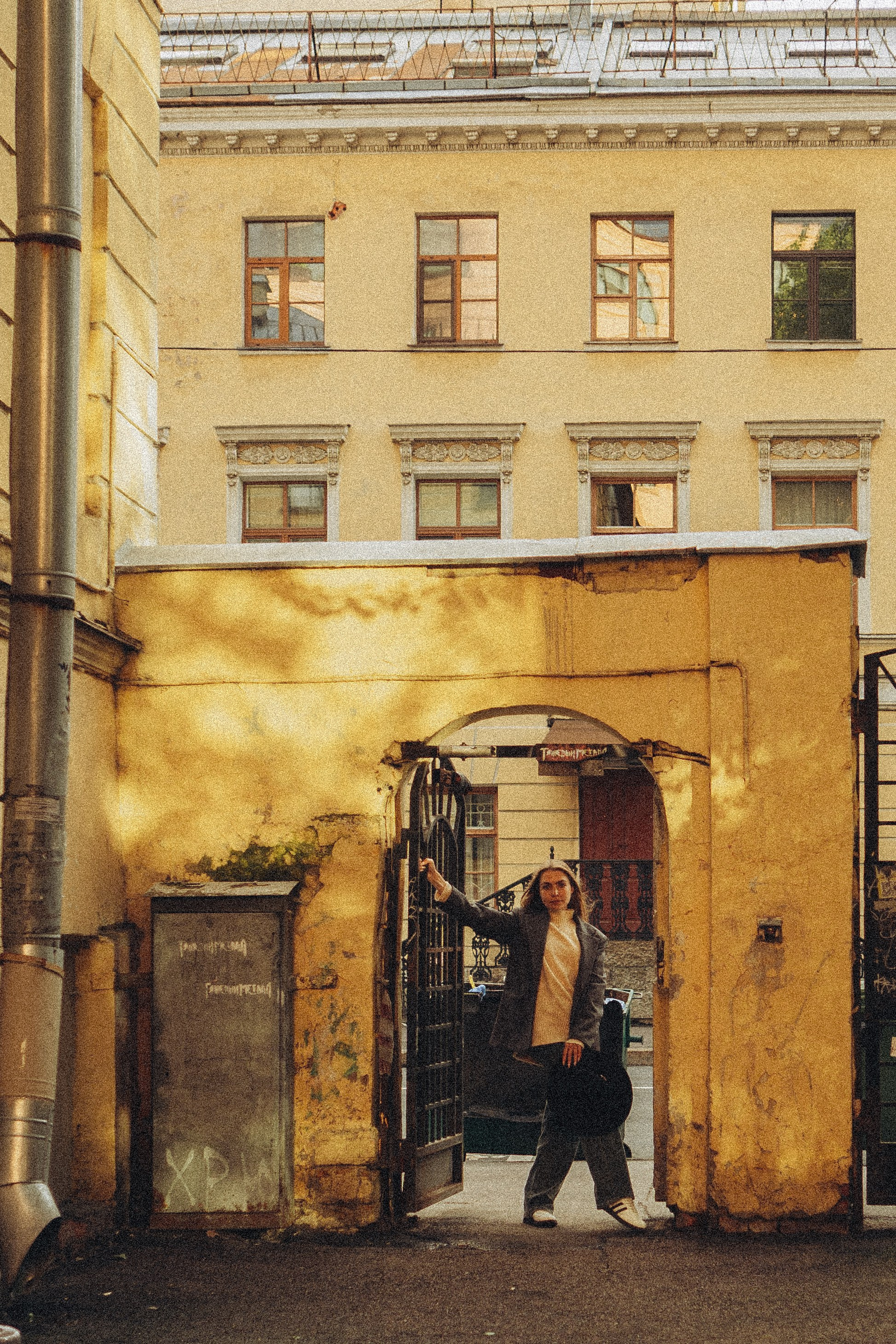 ПРОГУЛКА НА ЧЕРНЫШЕВСКОЙ. Профессиональный фотограф, Санкт-Петербург — Виктория Богомолова