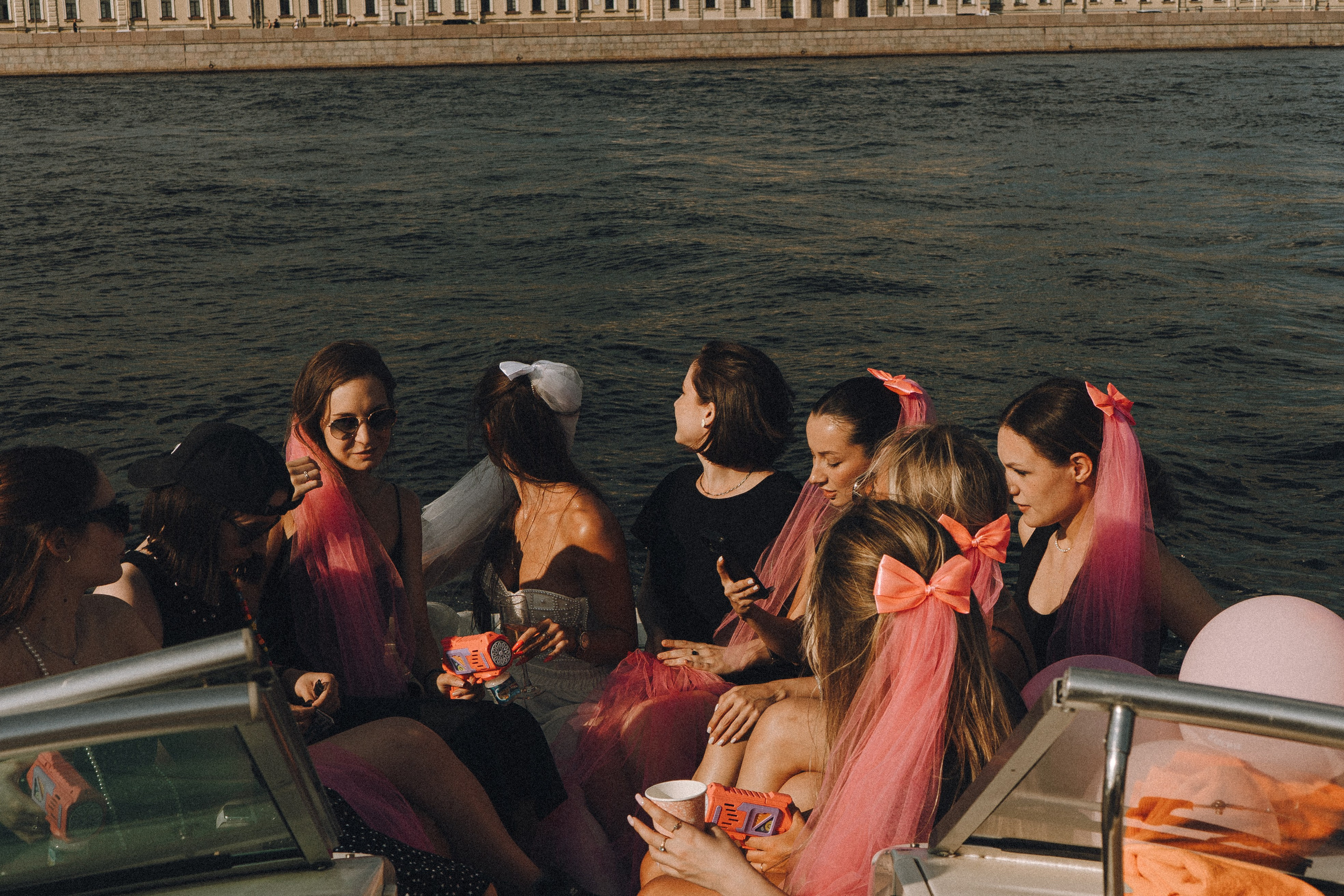 ДЕВИЧНИК НА КАТЕРЕ. Профессиональный фотограф, Санкт-Петербург — Виктория Богомолова