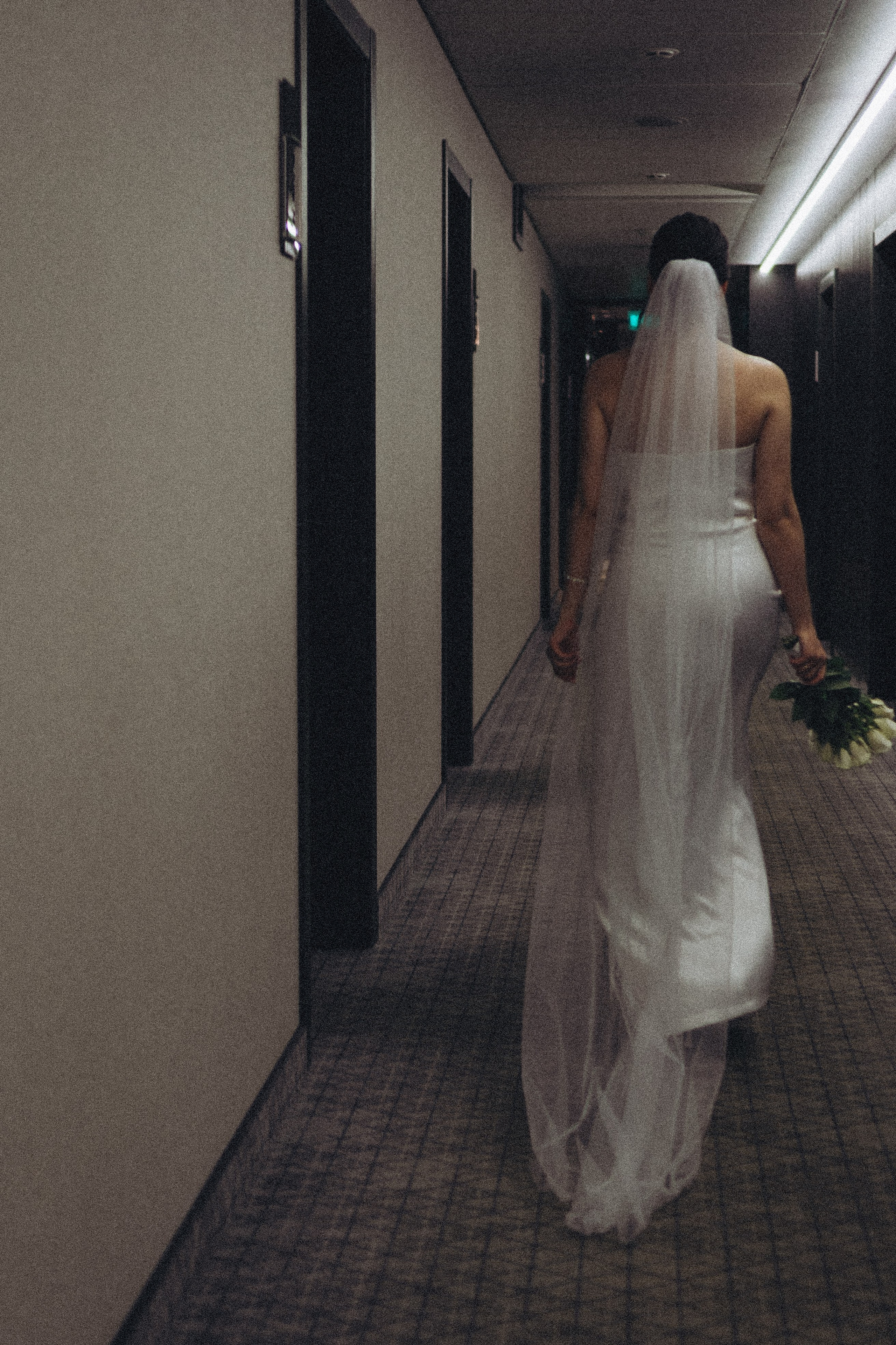 СВАДЕБНАЯ СЬЕМКА СБОРОВ ЖЕНИХА И НЕВЕСТЫ В ОТЕЛЕ И ТАКЖЕ ФОТОСЕССИИЯ В ОТЕЛЕЕ МЕГАПОЛИС БРЯНСК. Профессиональный фотограф, Санкт-Петербург — Виктория Богомолова