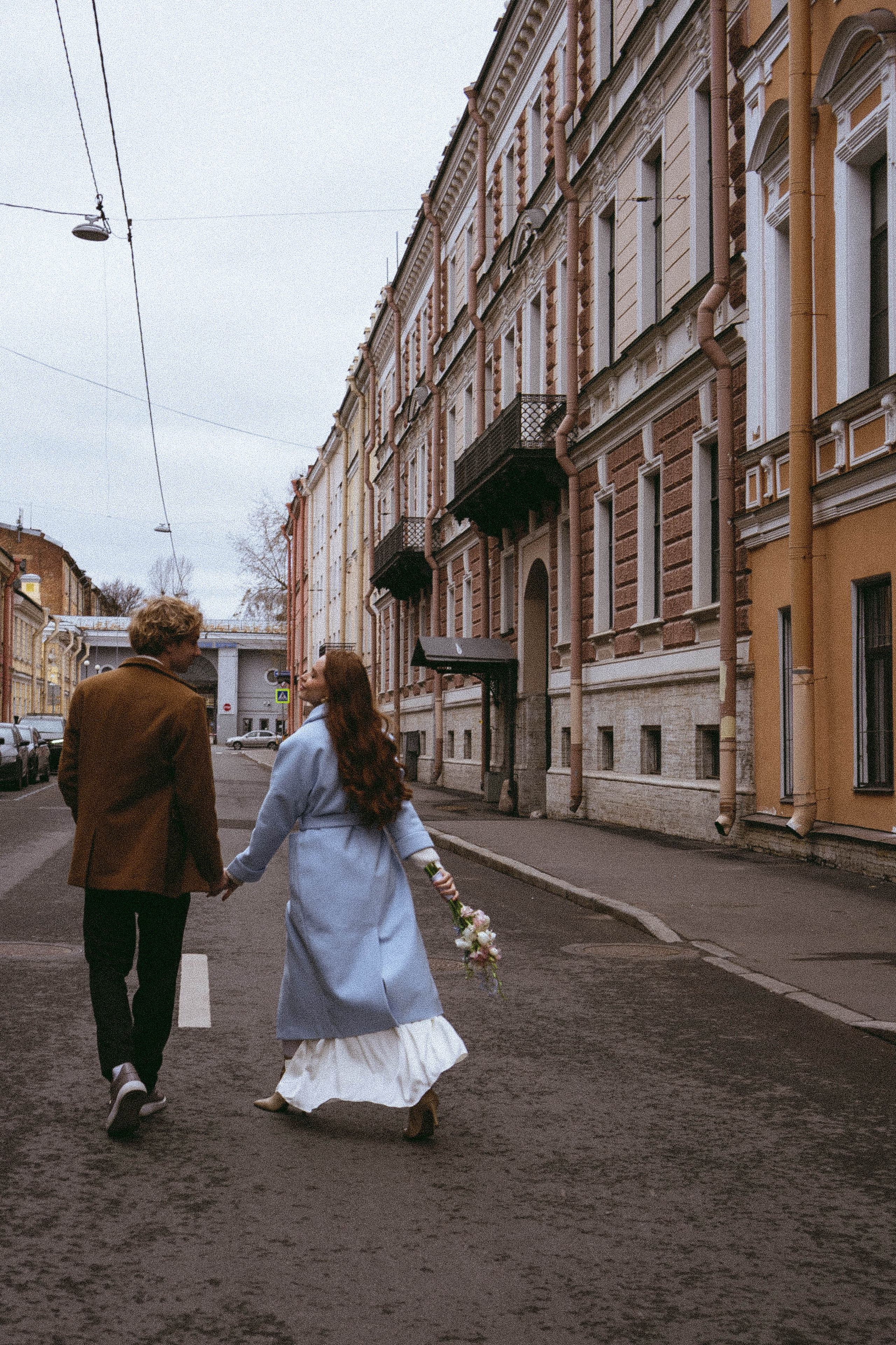 СВАДЕБНАЯ СЬЕМКА В ОТЕЛЕ. СБОРЫ ЖЕНИХА И НЕВЕСТЫ И ТАКЖЕ ТОР И ПОДГОТОВКА К ПРОГУЛКЕ И ПРОГУЛКА ПО ПЕТРОГРАДКЕ. Профессиональный фотограф, Санкт-Петербург — Виктория Богомолова