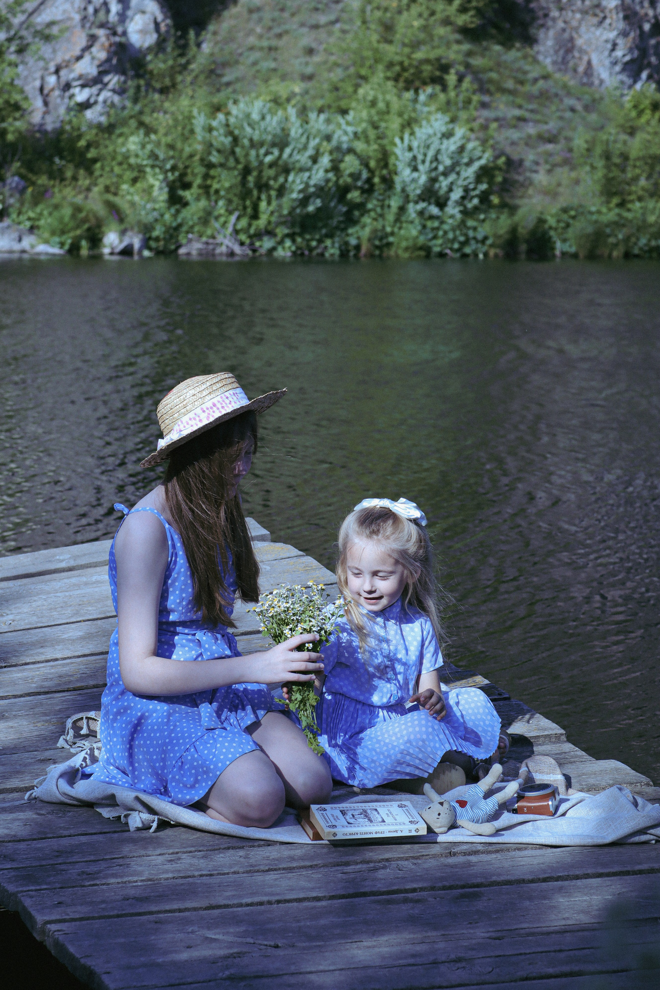 На плотике. София Мазаева