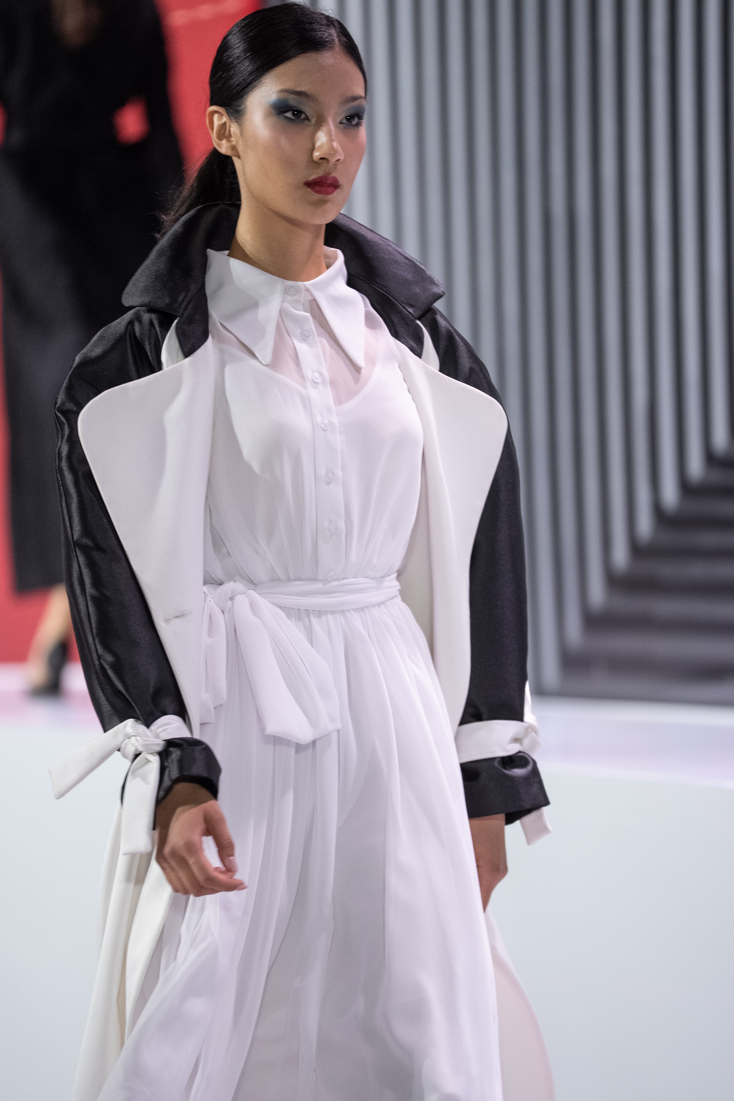 OKSANA UTELBAEVA. Сайт Алматинского НЮ АРТ, будуар и фэшн фотографа Дениса Карпенко