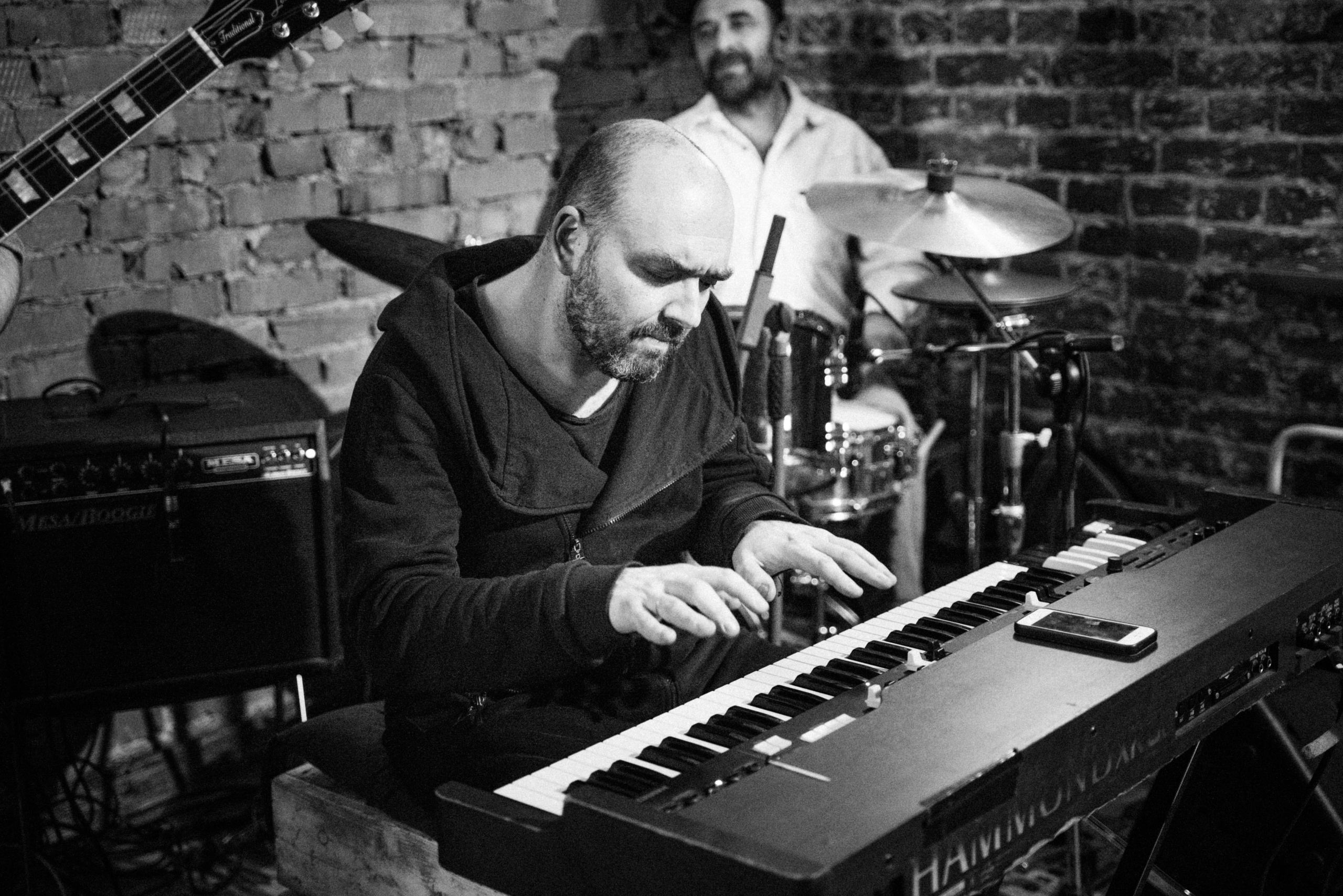 Квартирник у Саакяна с Tweed Retreat. Семейный и свадебный фотограф Катя Антонова Москва Сочи