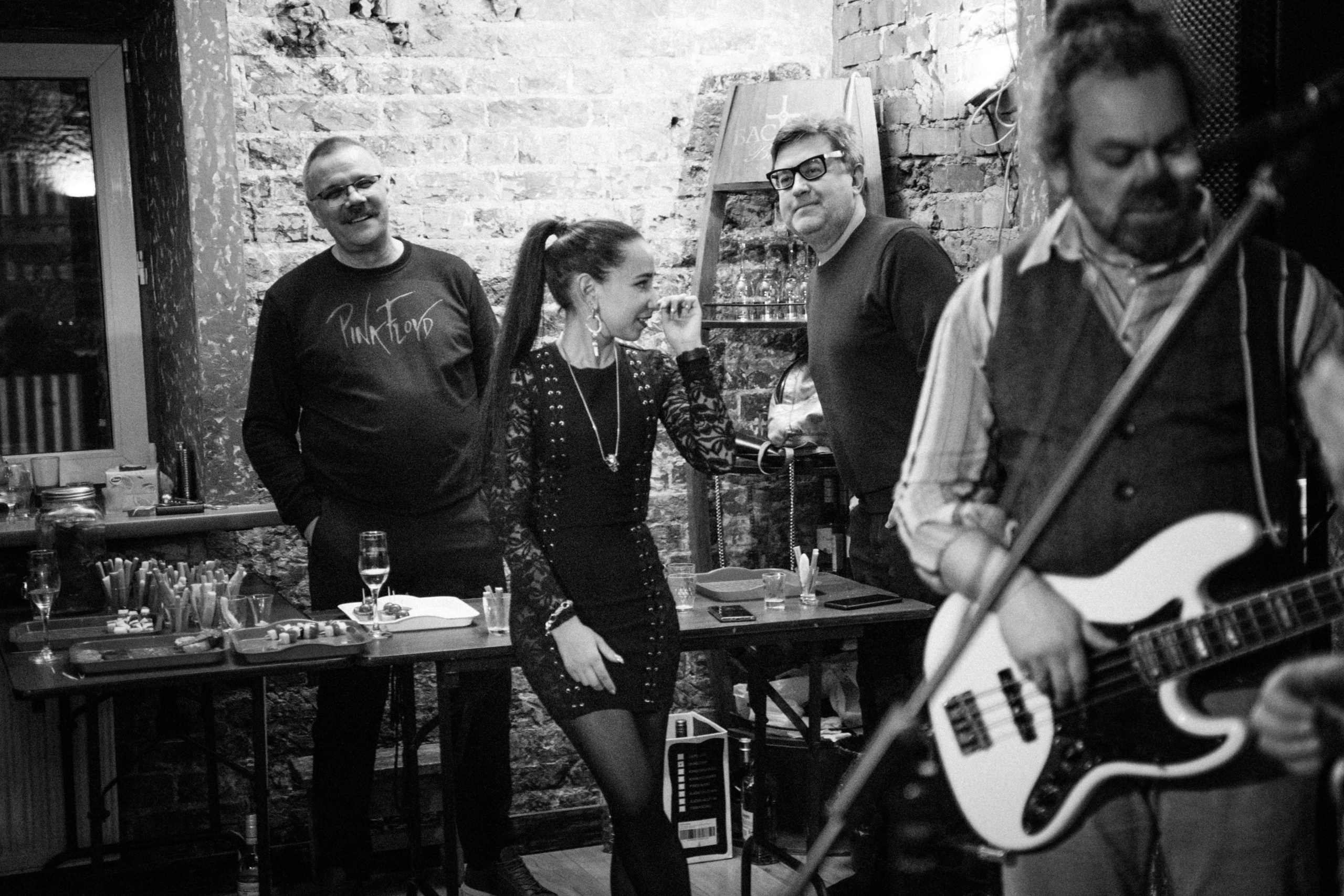 Квартирник у Саакяна с Tweed Retreat. Семейный и свадебный фотограф Катя Антонова Москва Сочи