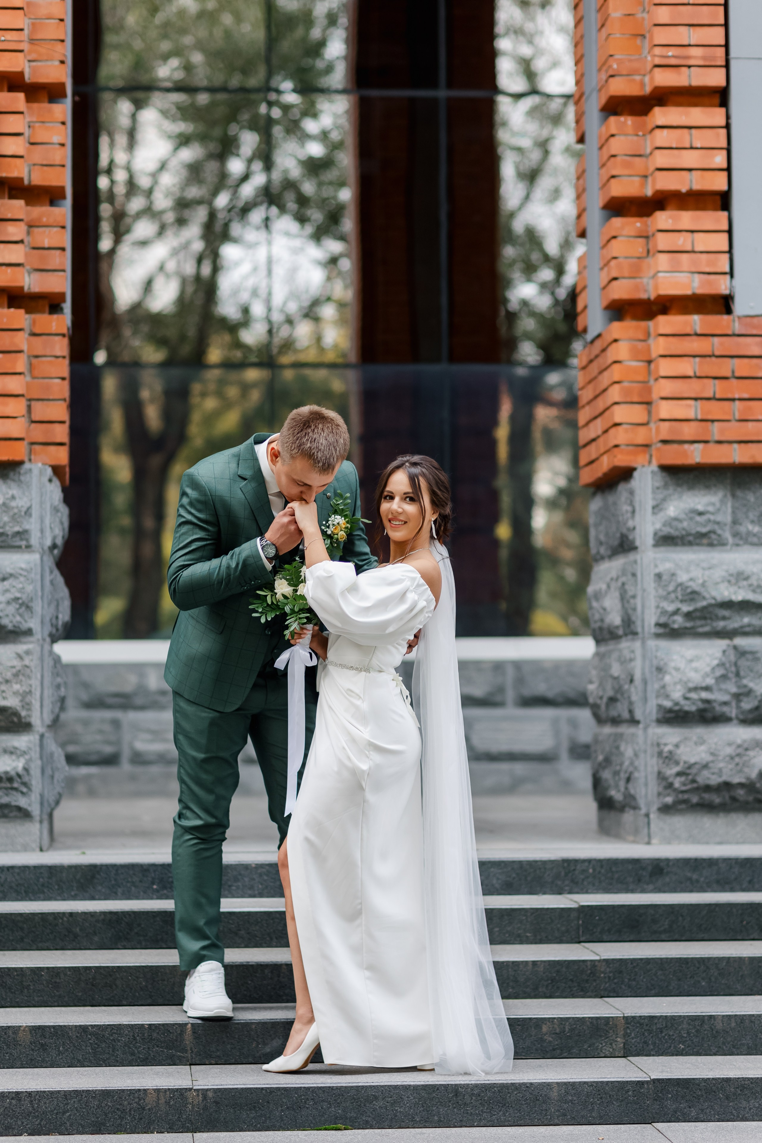 Олег и Юлия. Свадебная прогулка. Свадебный фотограф в Хабаровске