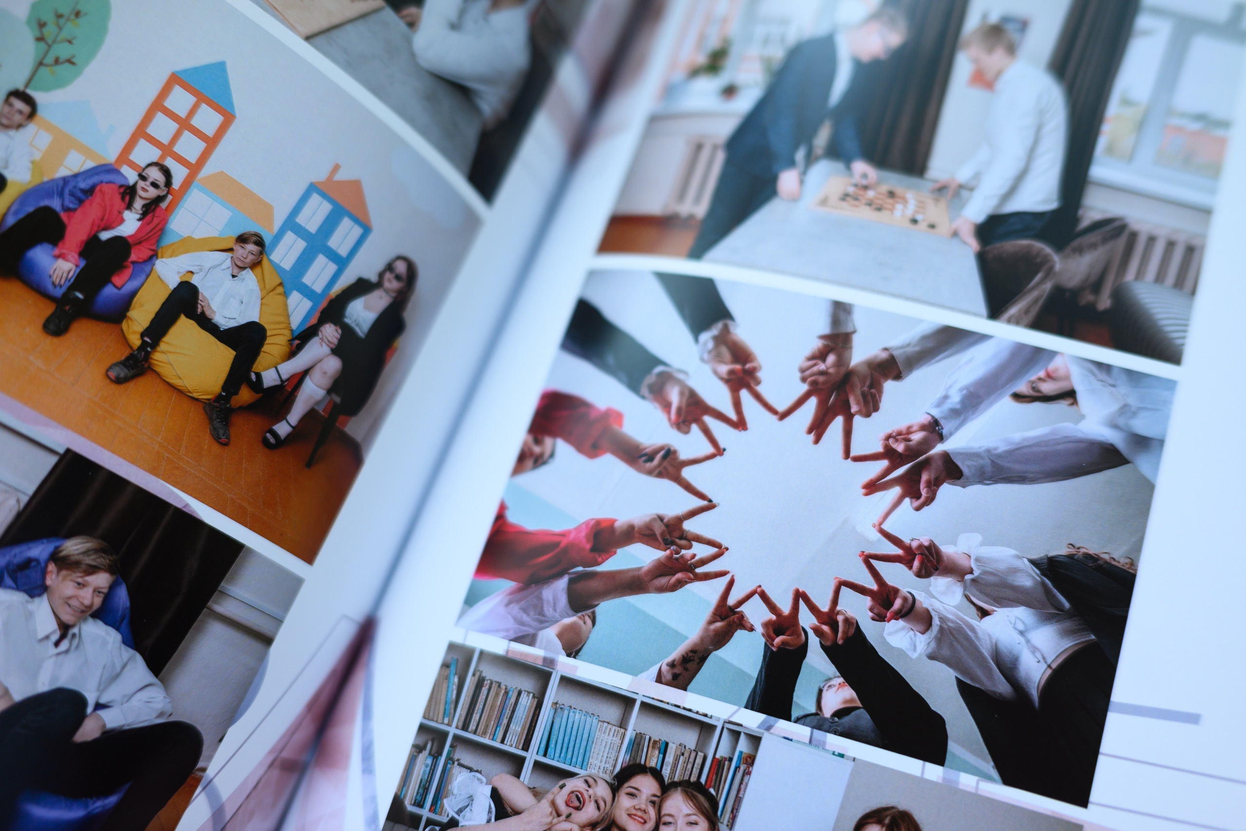 Старшая школа. Альбомы. Современные выпускные альбомы. Воткинск