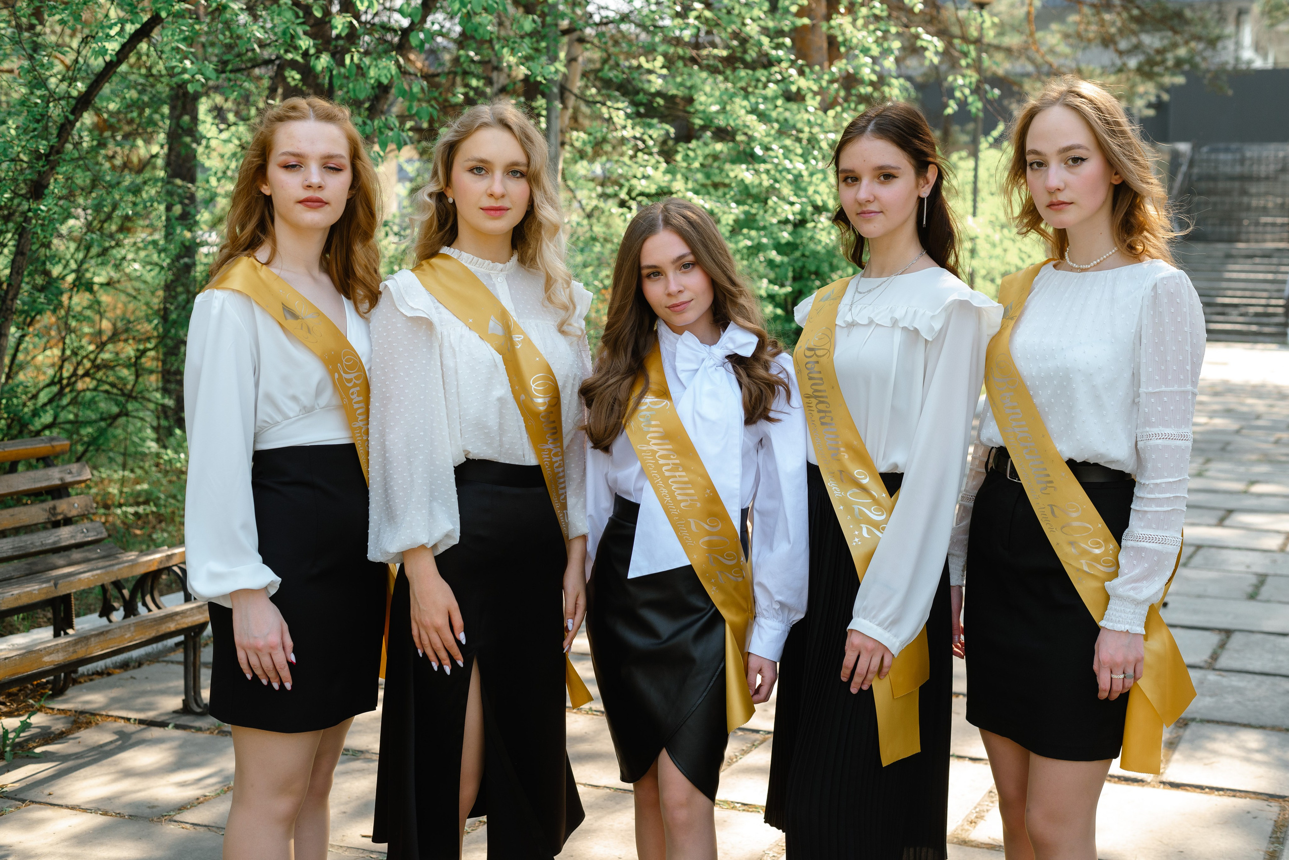 Выпускной 9-11классы. Выпускные книги Анапа Новороссийск Краснодар