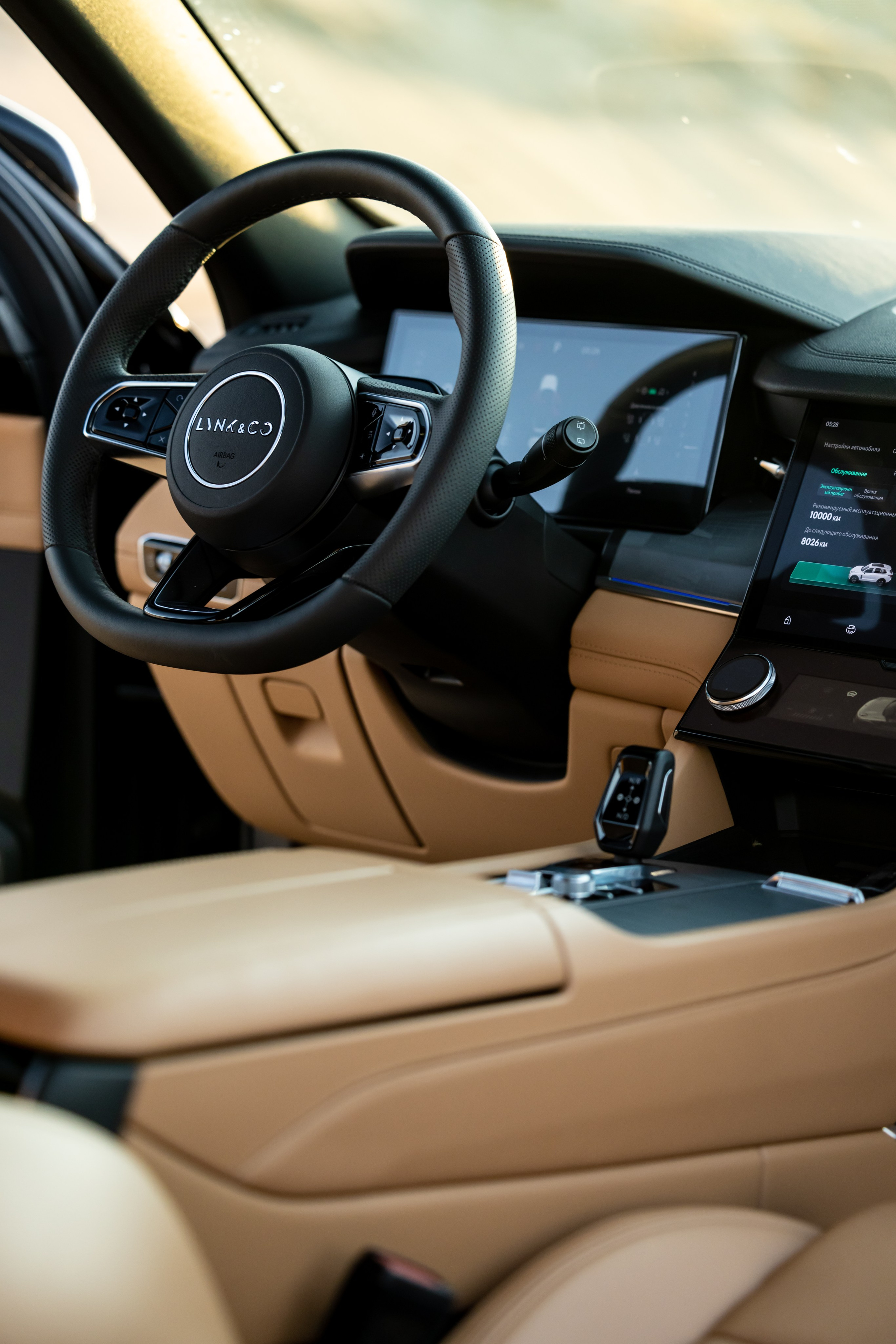 Тест-драйв LYNK & CO. Кристина Шнайдер репортажный фотограф Алматы