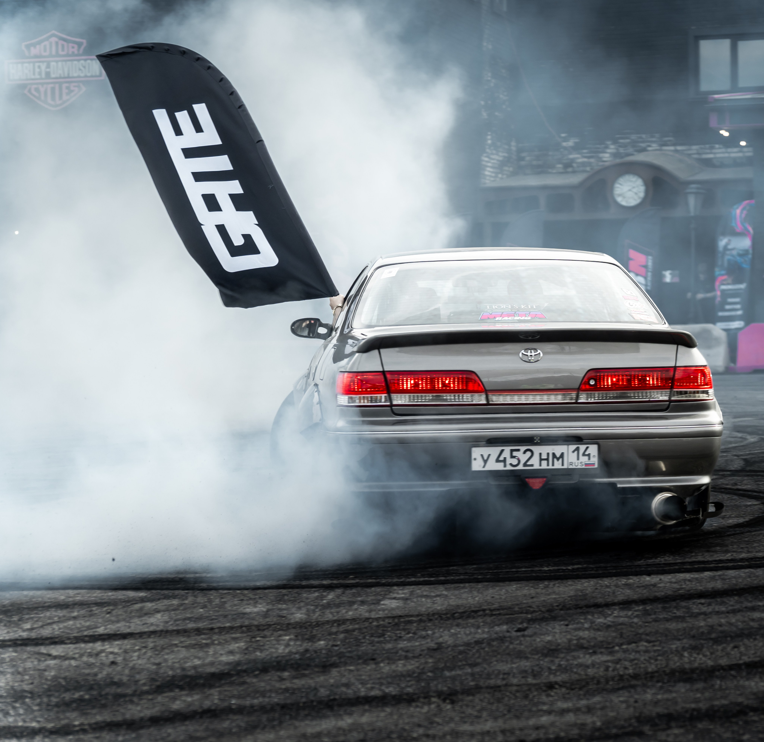 TURBO NIGHT. Opasnophoto