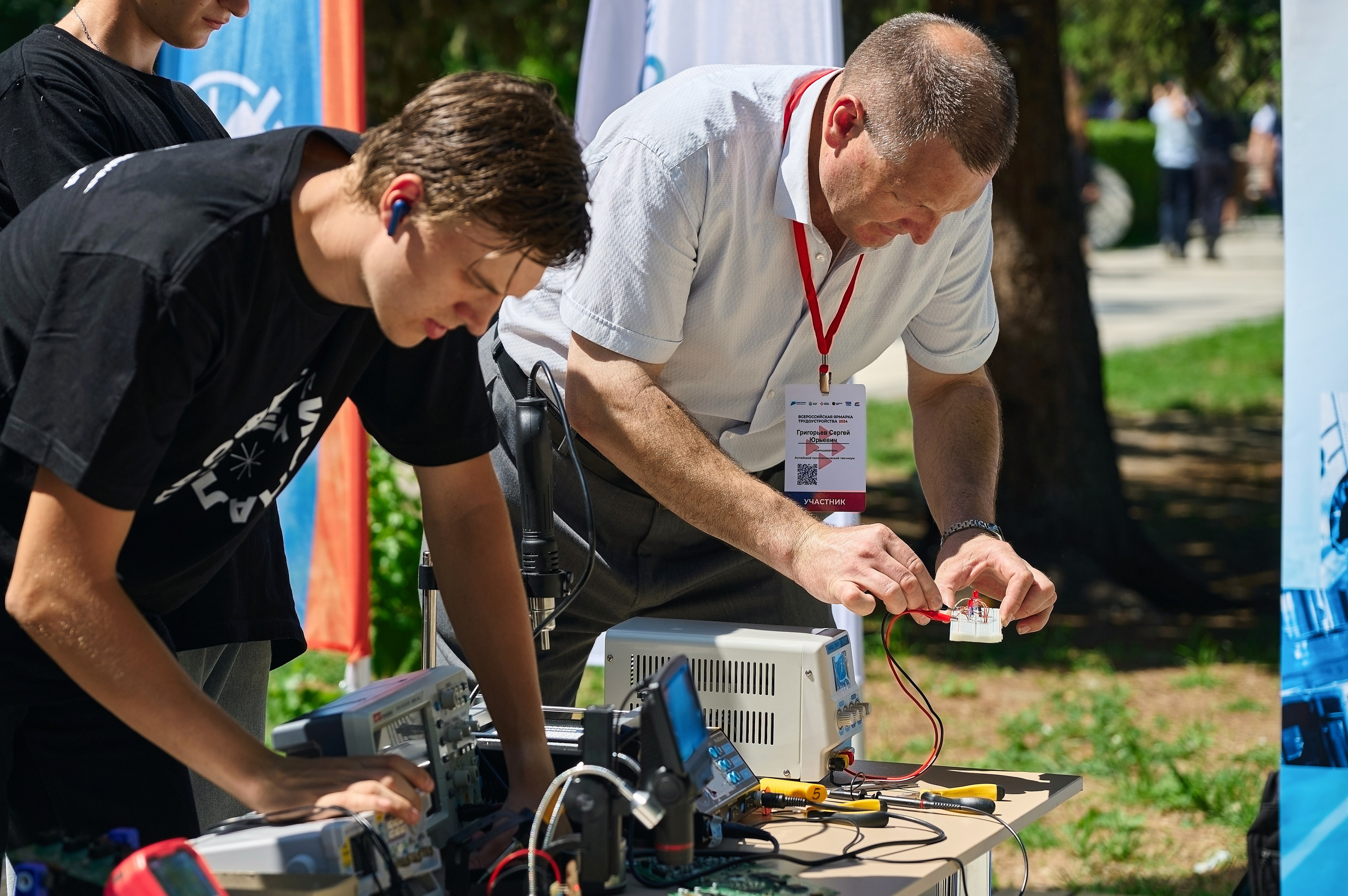 Всероссийская ярмарка трудоустройства. Фотограф Опыт Качество Скорость Горный Алтай Барнаул