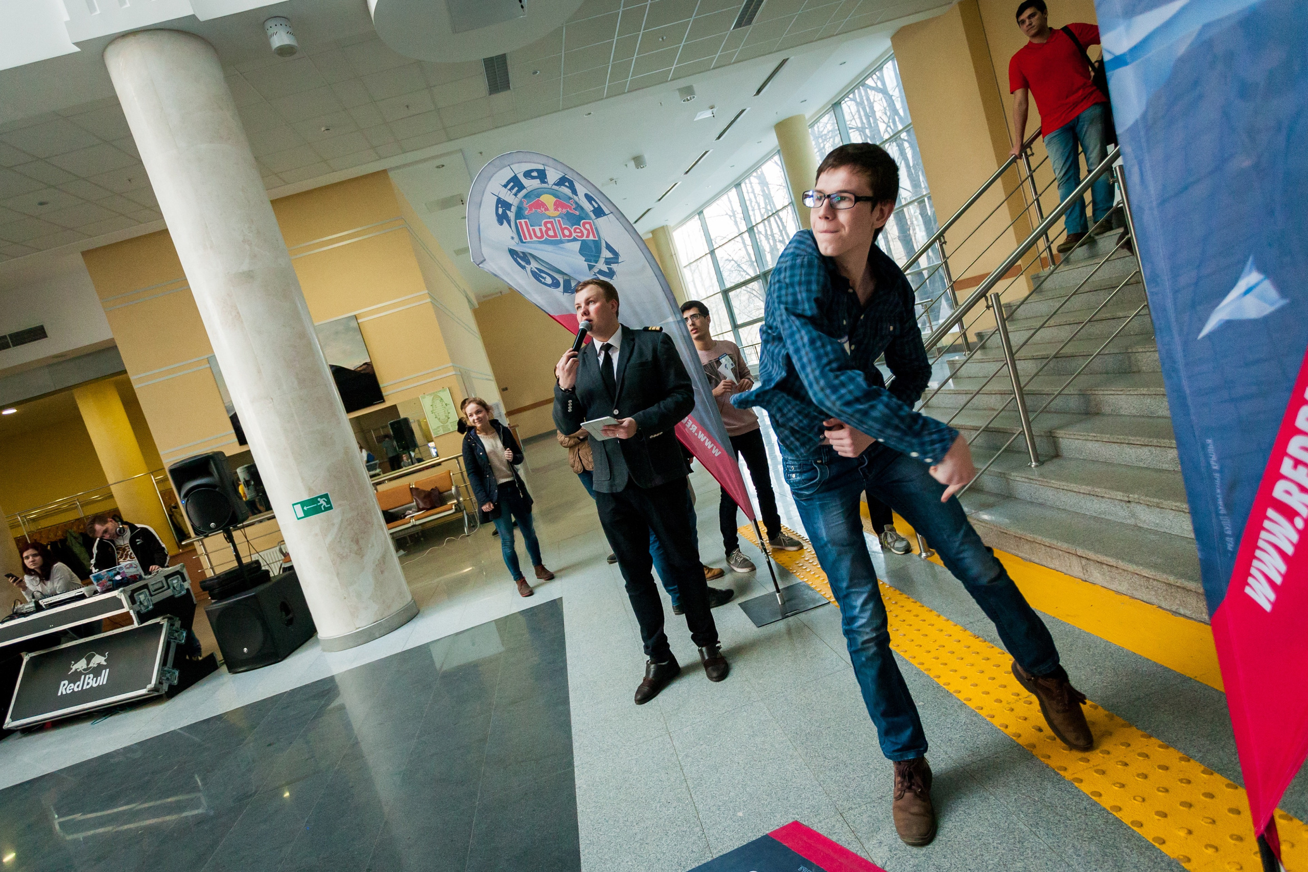 RedBull paper wings. Commercial photographer | Anton Ermakov