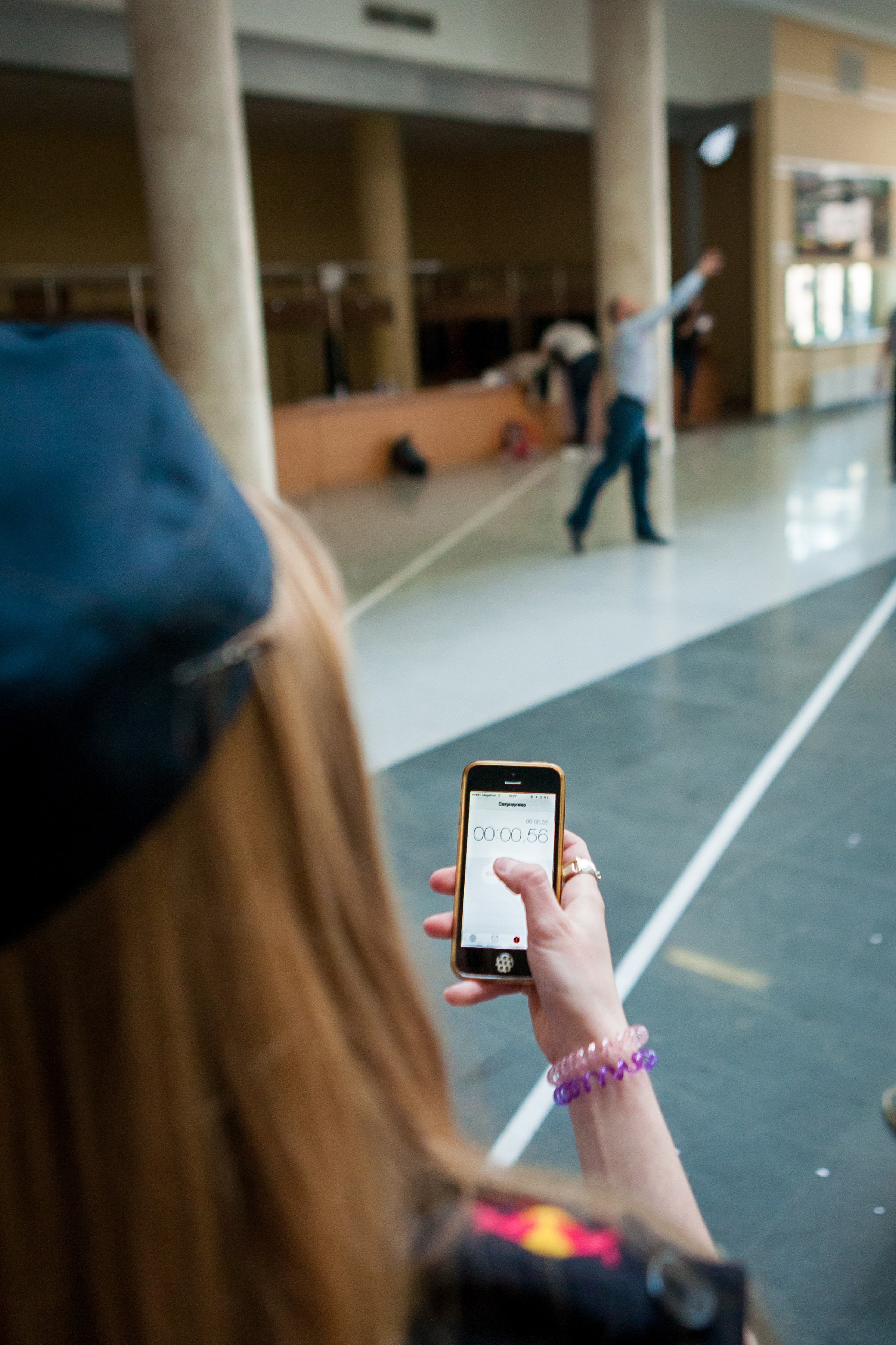 RedBull paper wings. Commercial photographer | Anton Ermakov