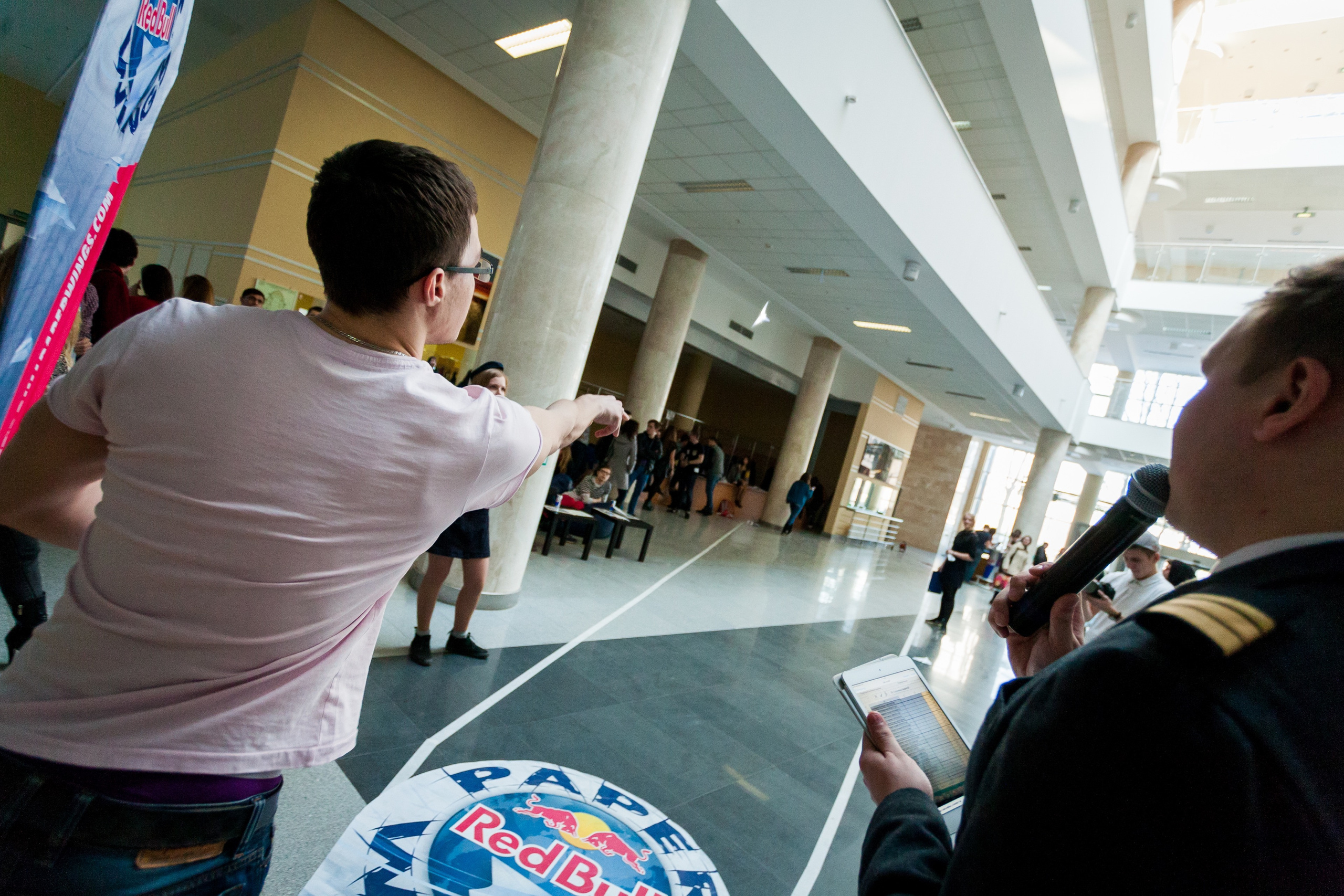 RedBull paper wings. Commercial photographer | Anton Ermakov