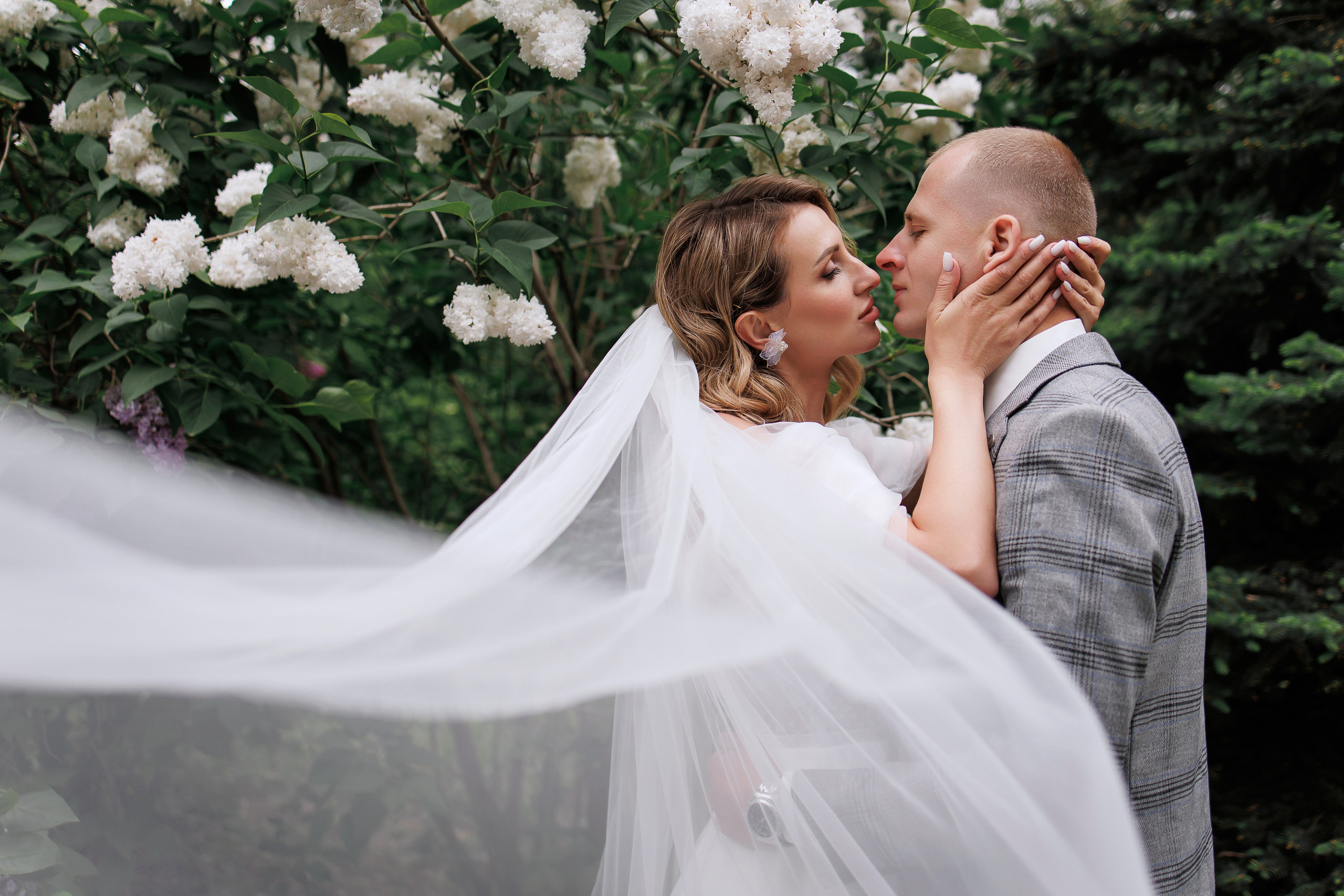 Яков и Валерия. Свадебный фотограф в Омске Яна Савина