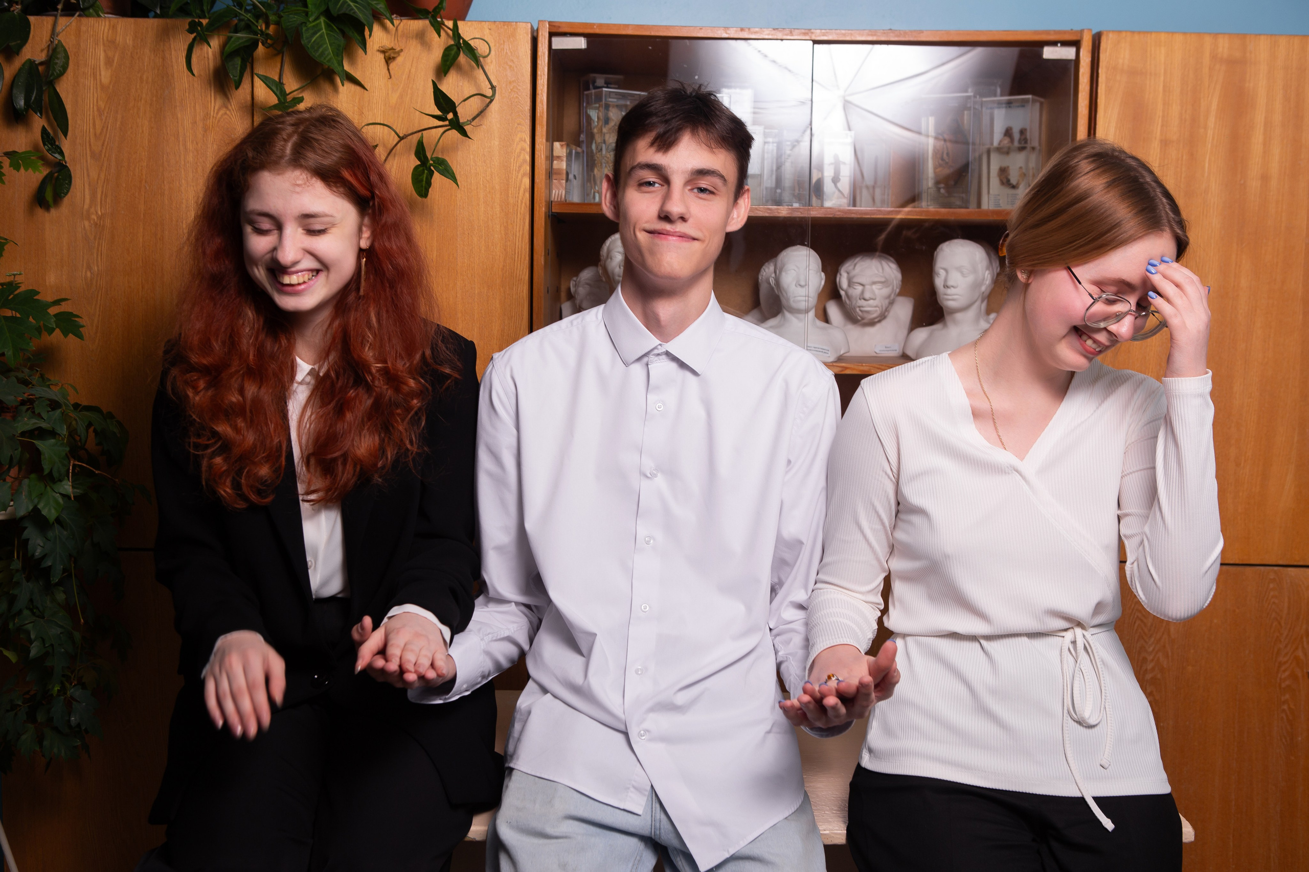 ФОТОСЕССИЯ В КЛАССЕ ДЛЯ 11 КЛАССОВ -1. ТВОЙ АЛЬБОМ / ТВОИ ПРАВИЛА