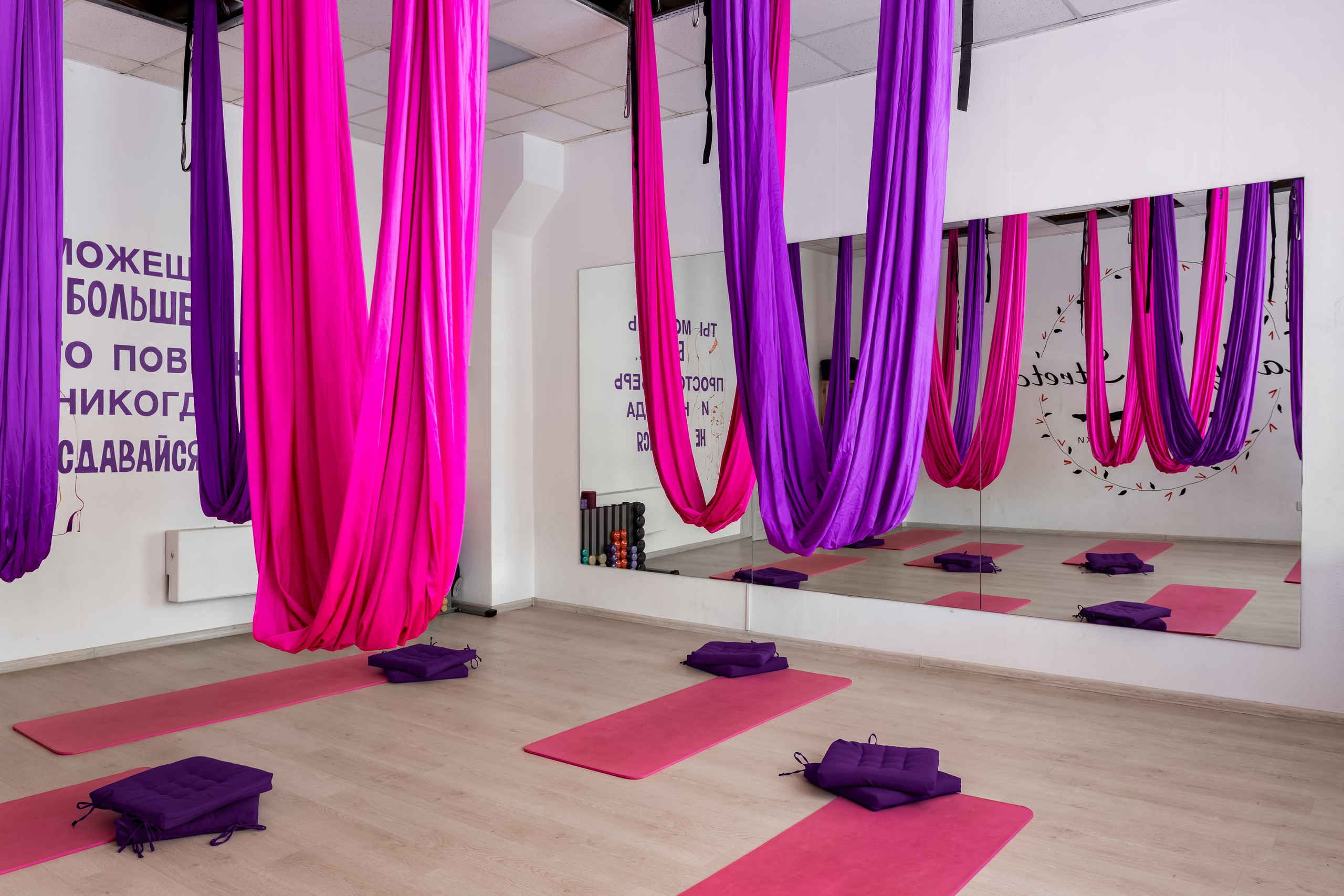 Студия растяжки Lady Stretch. Интерьеры, Контент, Портреты | Фотограф в Москве Дани Терно