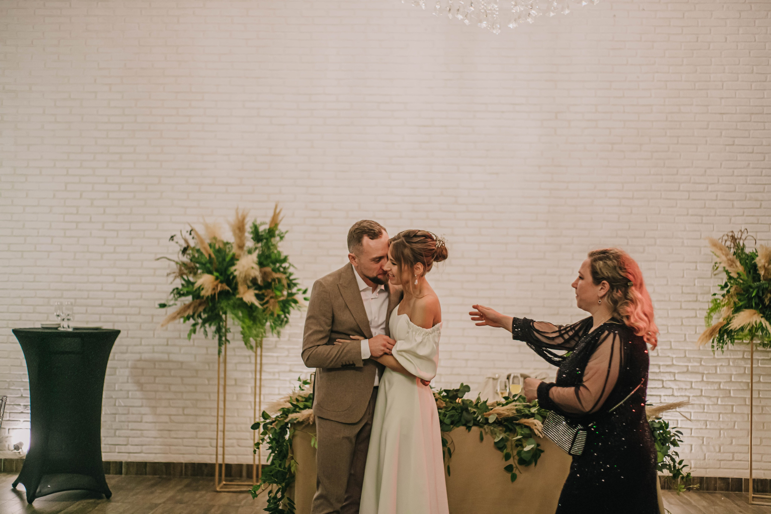 Вячеслав и Анастасия (пакет «Весь день»). Фотограф Дарья Маташкова