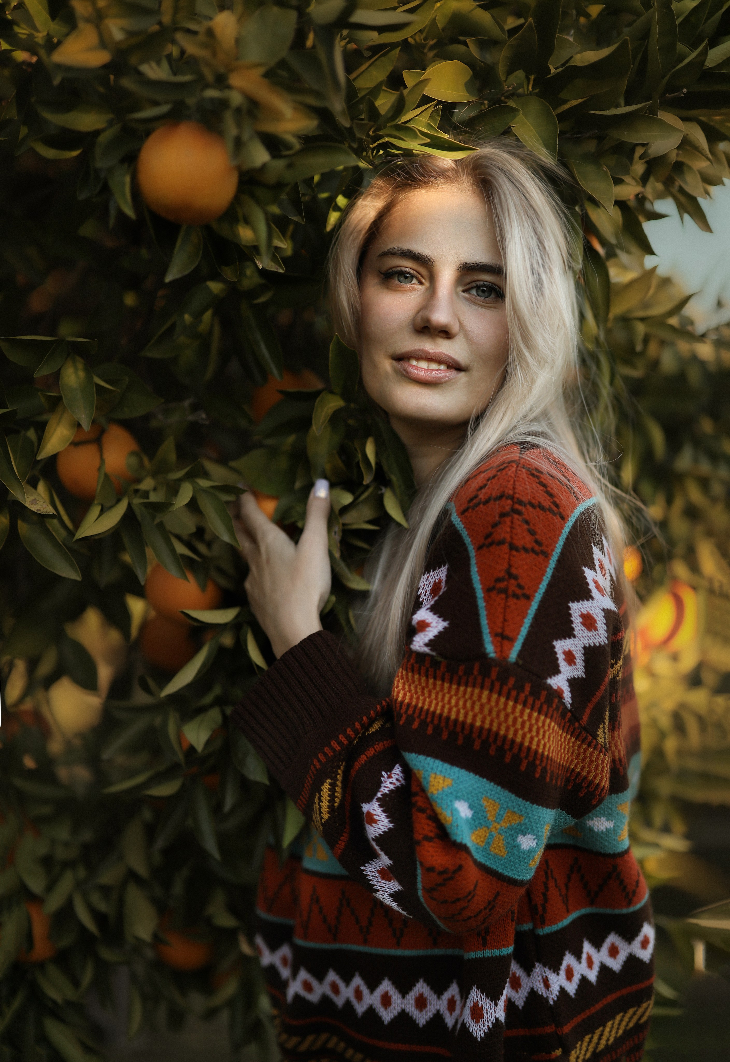 Фотосессия в мандариновом саду в Новом Афоне, Абхазия. Свадебный и семейный фотограф в Абхазии Жанна Соснина