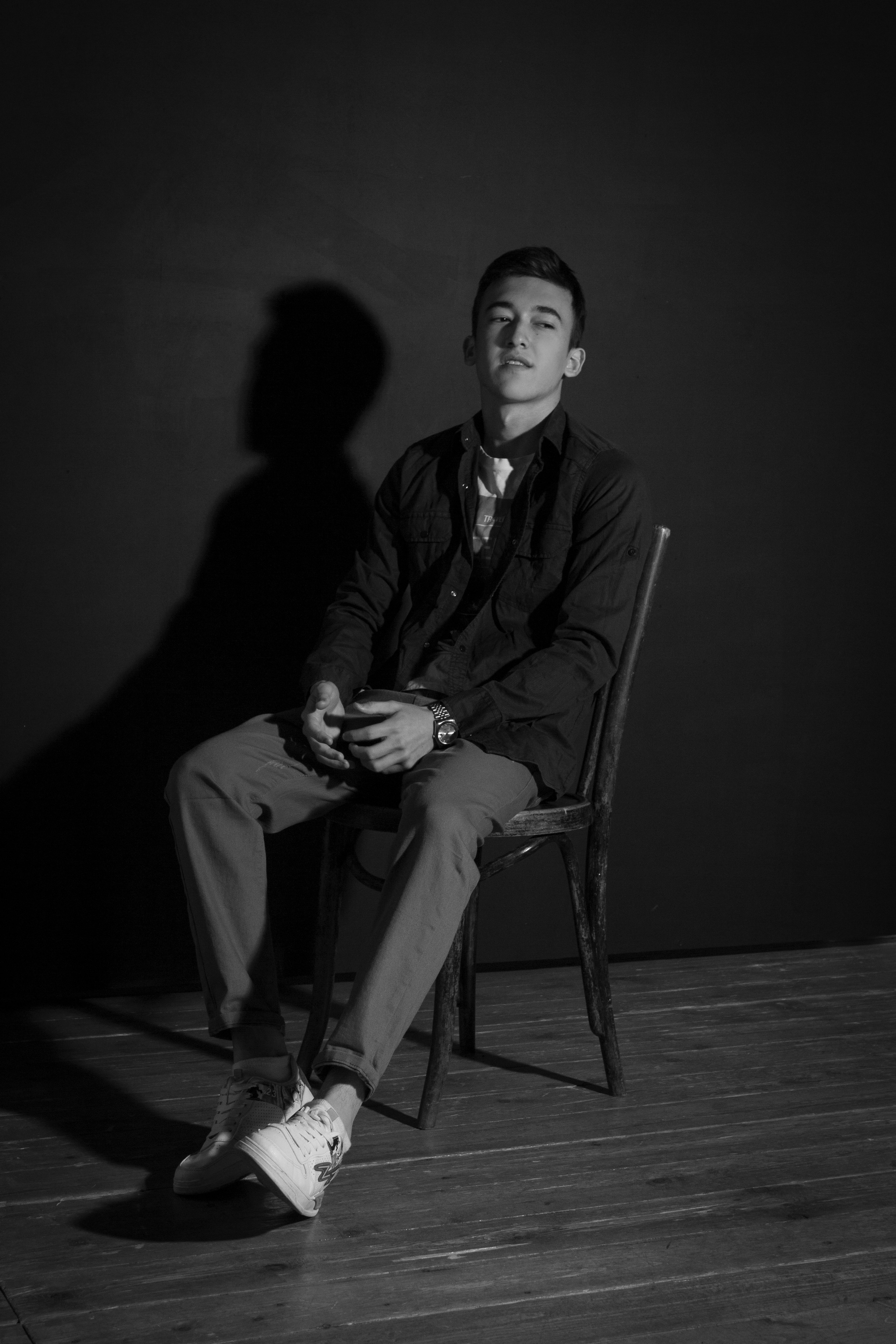 Ануар. Портретный и репортажный фотограф в Москве Кира Елинова