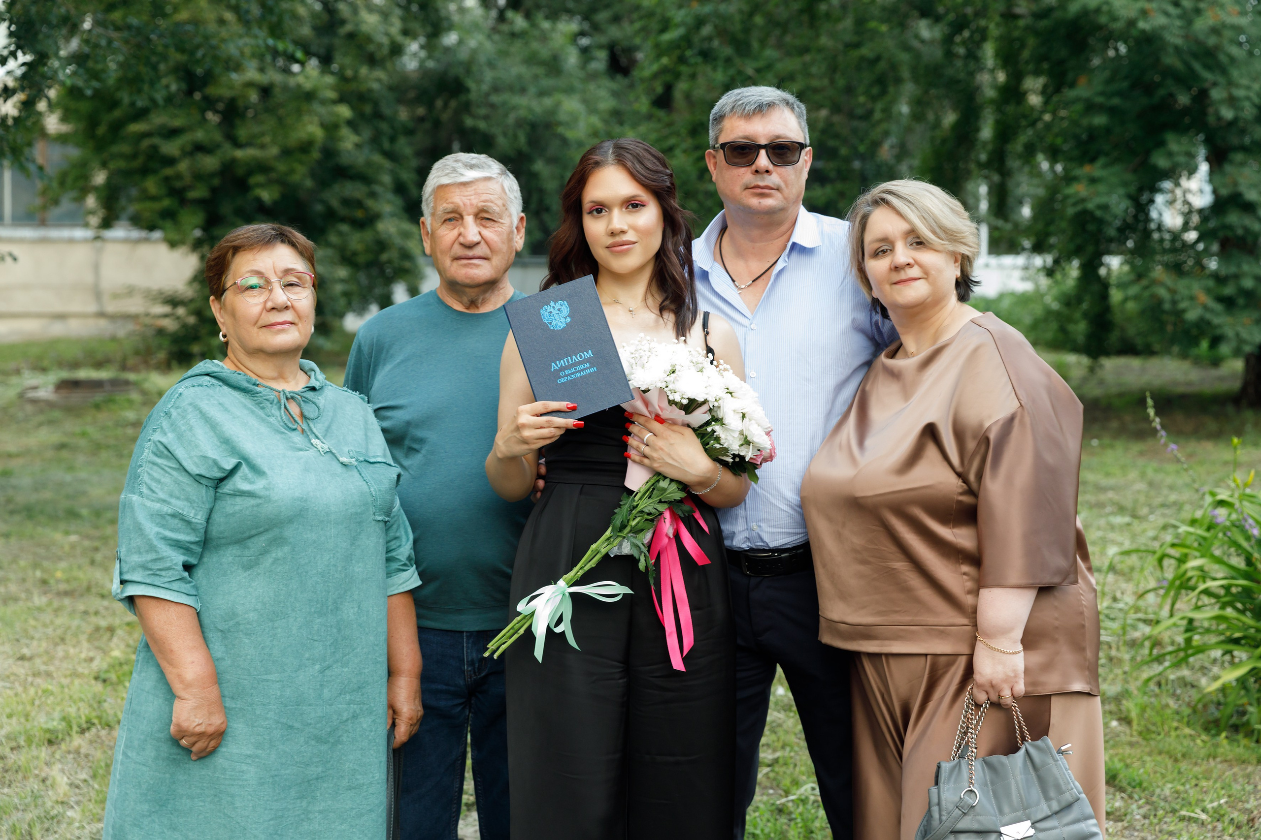 Дорога открыта. Фотограф Анна Телекаева, выпускные альбомы, семейные и репортажные съемки в Омске