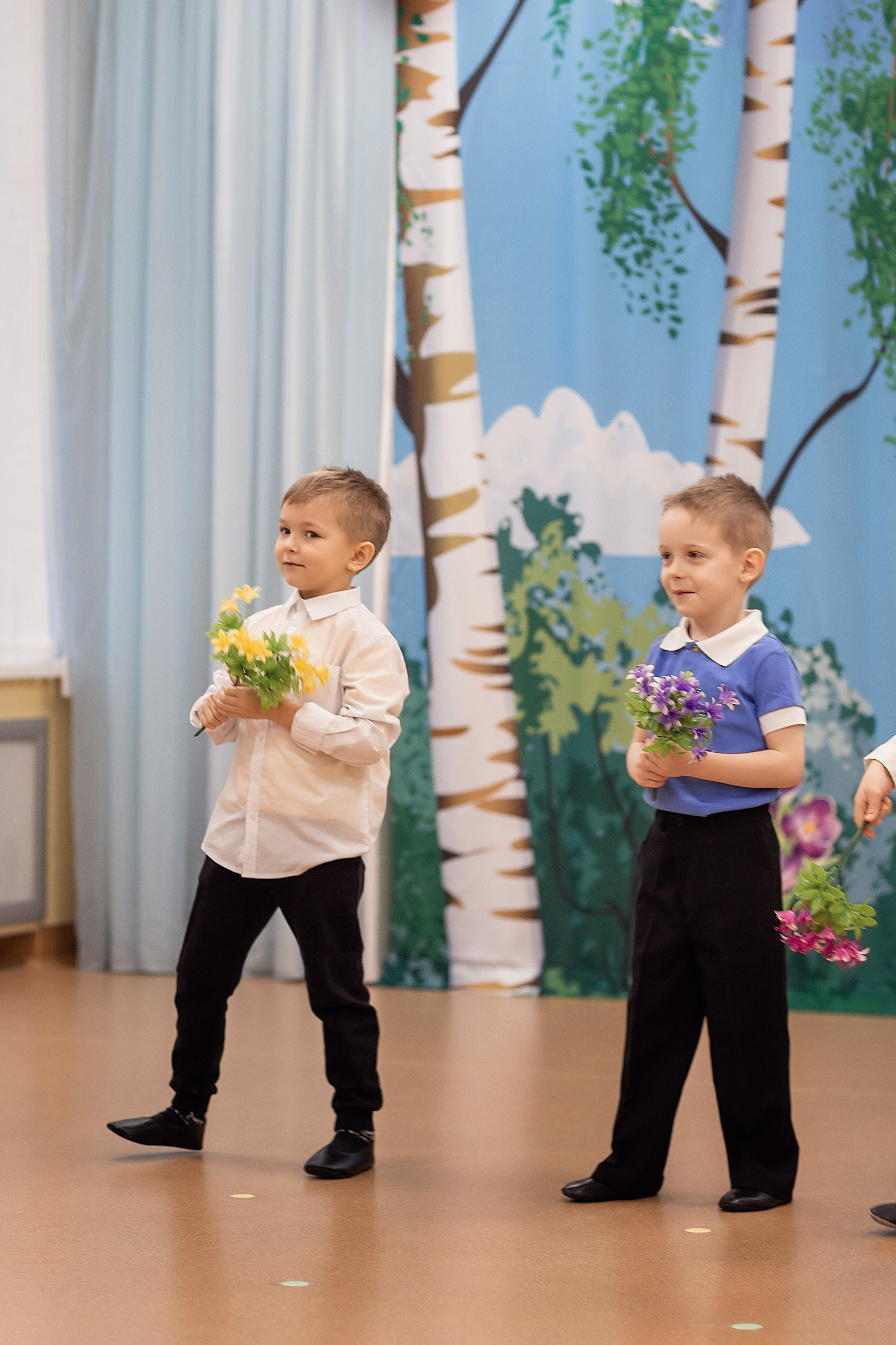 Весенний утренник_старшая группа_2025. Семейный фотограф в Санкт-Петербурге
