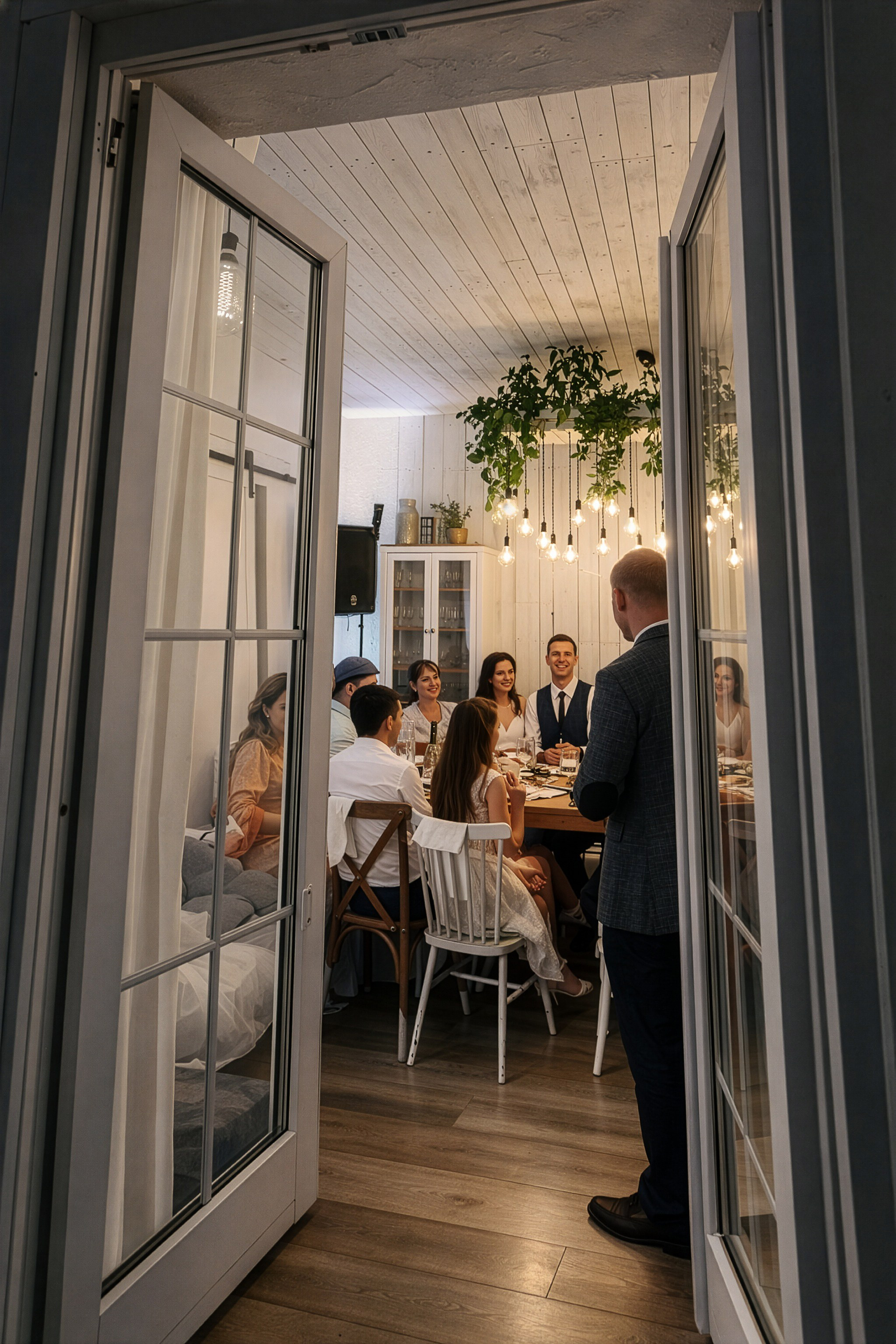 Свадебный фотограф в Екатеринбурге — Полный день Юрия и Эллы в загородном отеле. Фотограф Дмитрий Судаков — Свадебная и репортажная съемка в Екатеринбурге и Москве