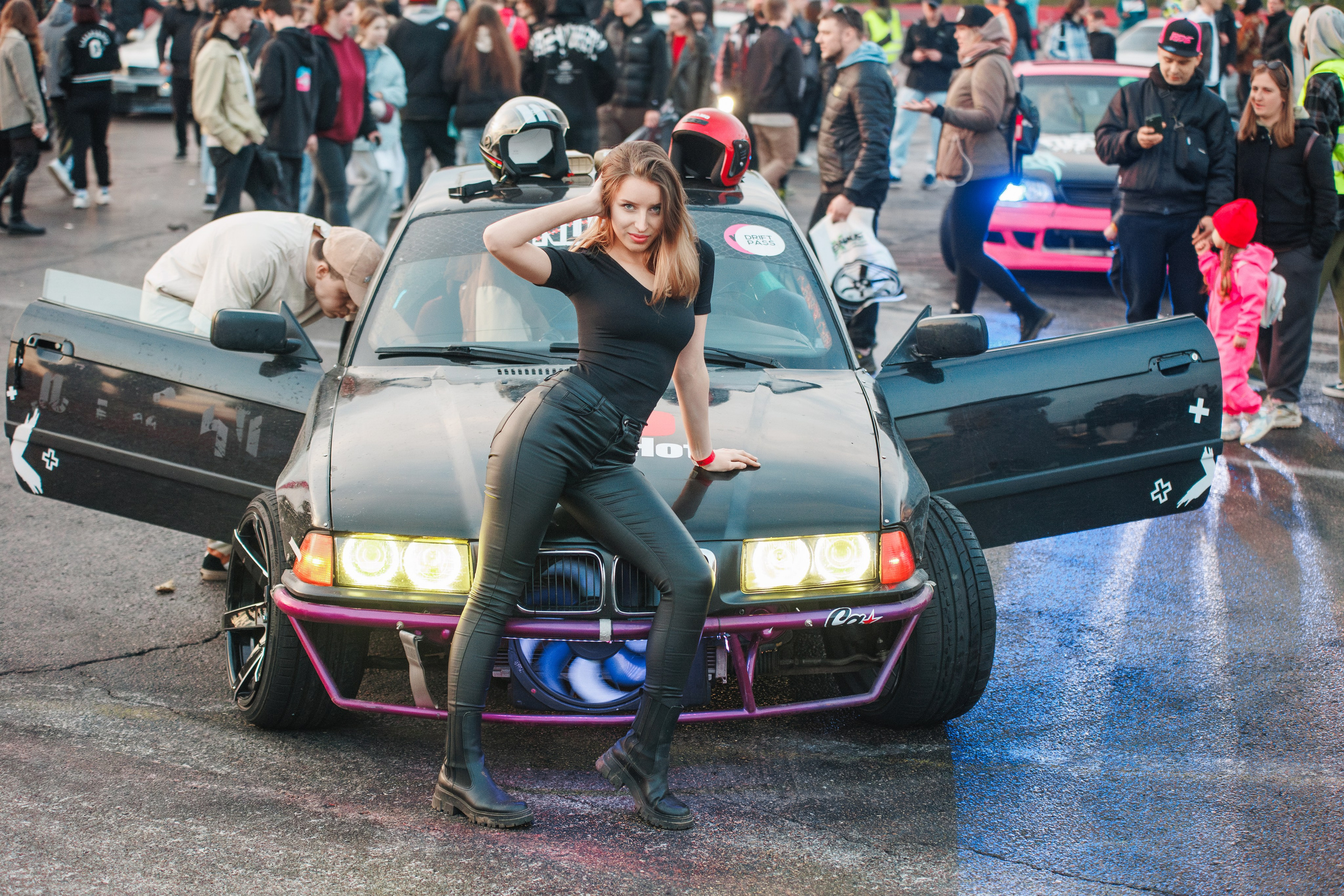 Выставка и дрифт машин. Репортажный фотограф. Москва. Алина Ланская