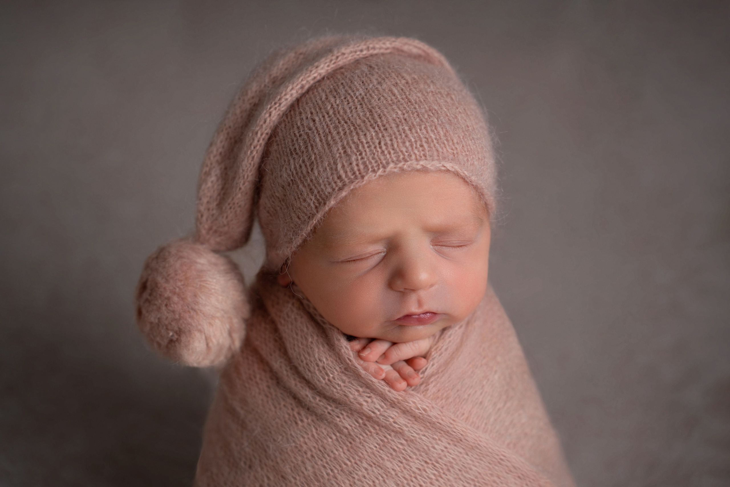 Ньюборн. Фотограф новорожденных Оренбург и свадебный фотограф Оренбург