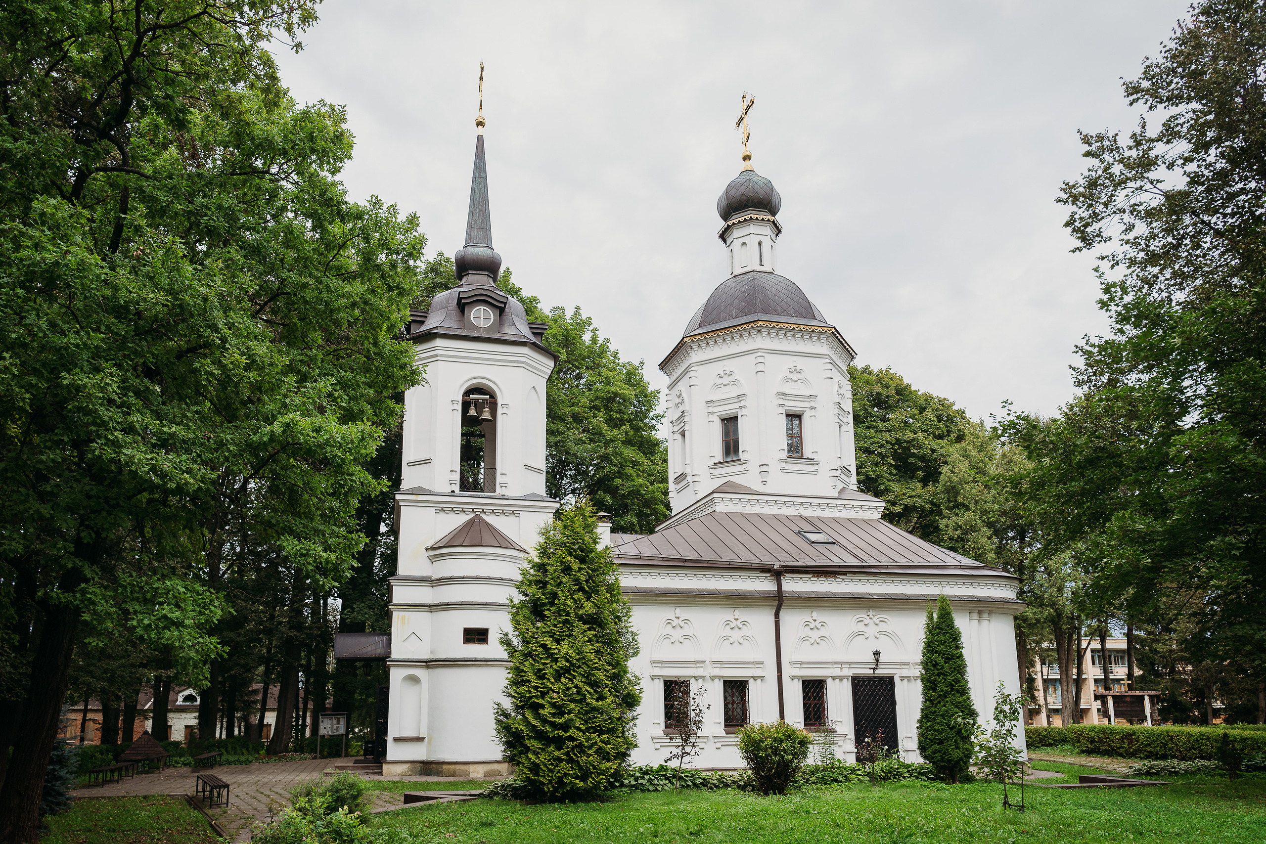 Фотосъемка крещение ребенка в православной храме. Детский и семейный фотограф в Москве Евгения Киеза