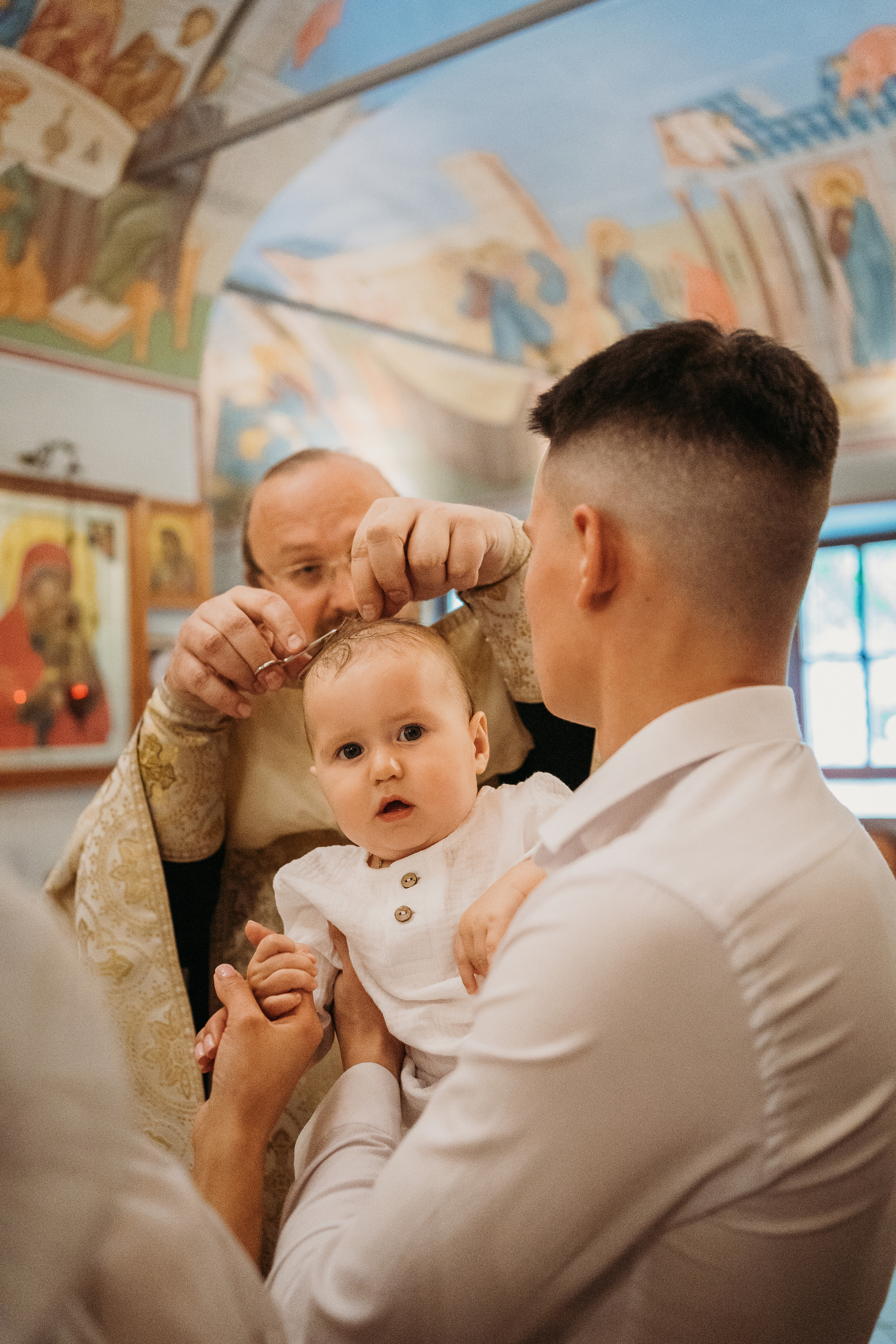 крещение ребенка крещение младенца крестины фотограф на крещение фотограф на крестины церковный фотограф детская фотосъемка семейная фотосессия детский фотограф семейный фотограф младенец семья православие православная вера таинства православной церкви православный фотограф православная семья вера церковь храм фотограф в храм фотосъемка в храме