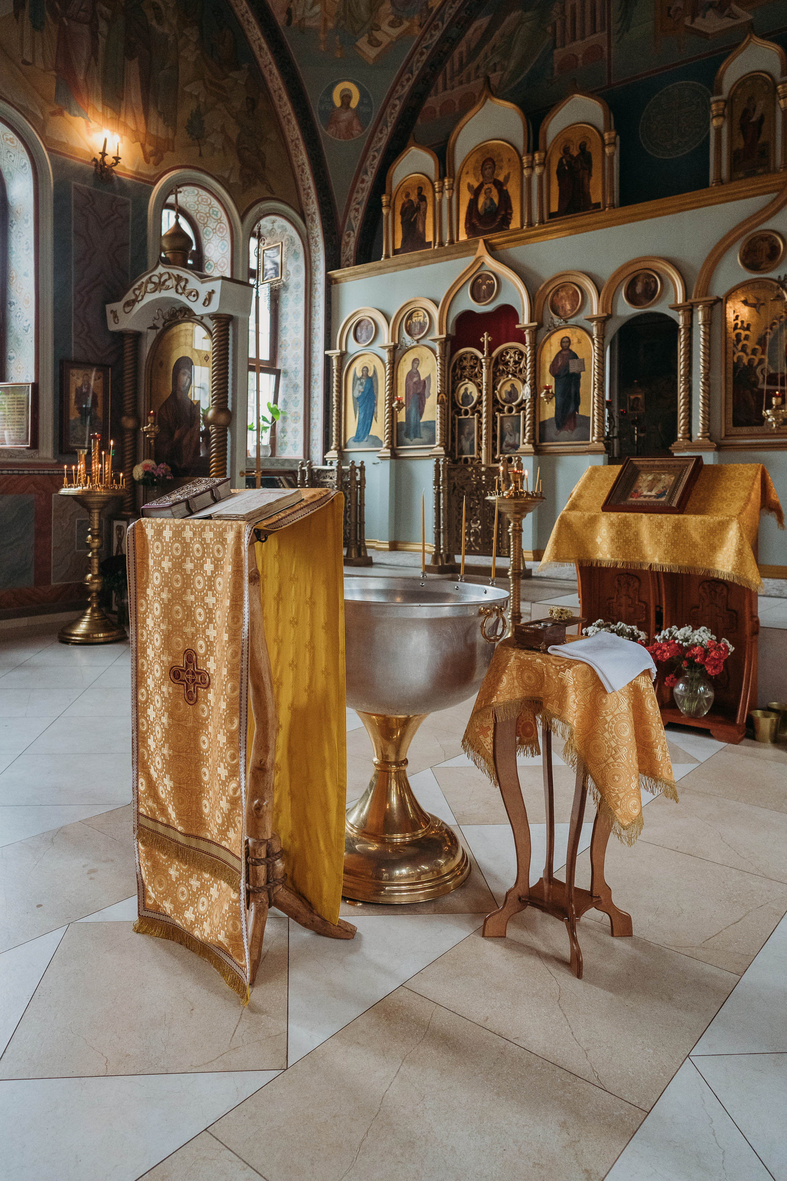 Фотограф на крещение Фотограф на крестины Крещение ребенка Крещение младенца Православный фотограф Фотосъемка в храме Можно ли фотографировать в храме Как подготовиться к крещению ребенка красивый фотографии Фотограф на крещение Москва найти Фотограф на крещение недорого Крещение ребенка в православном храме