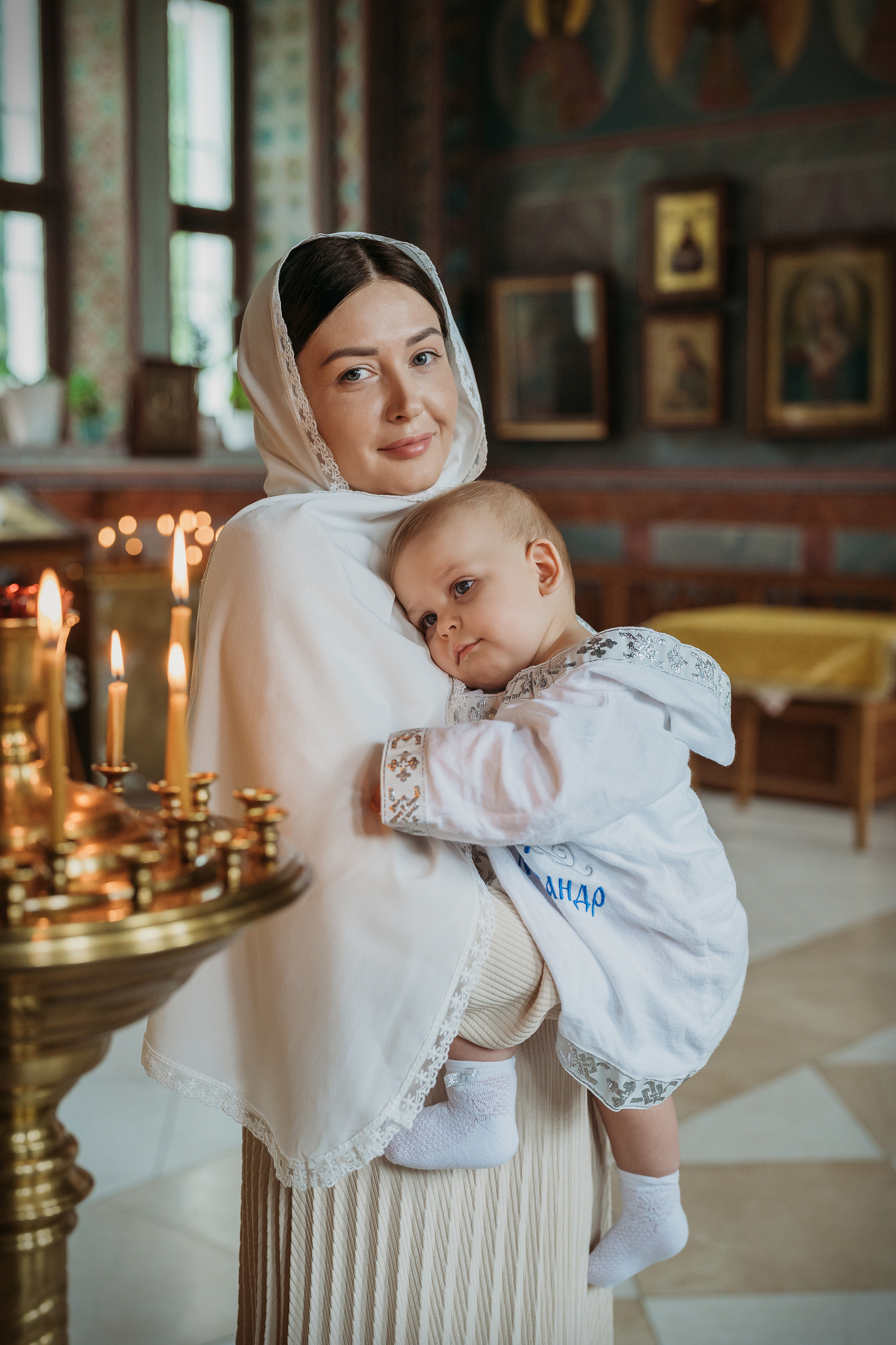 Фотограф на крещение Фотограф на крестины Крещение ребенка Крещение младенца Православный фотограф Фотосъемка в храме Можно ли фотографировать в храме Как подготовиться к крещению ребенка красивый фотографии Фотограф на крещение Москва найти Фотограф на крещение недорого Крещение ребенка в православном храме что нужно для крещения ребенка