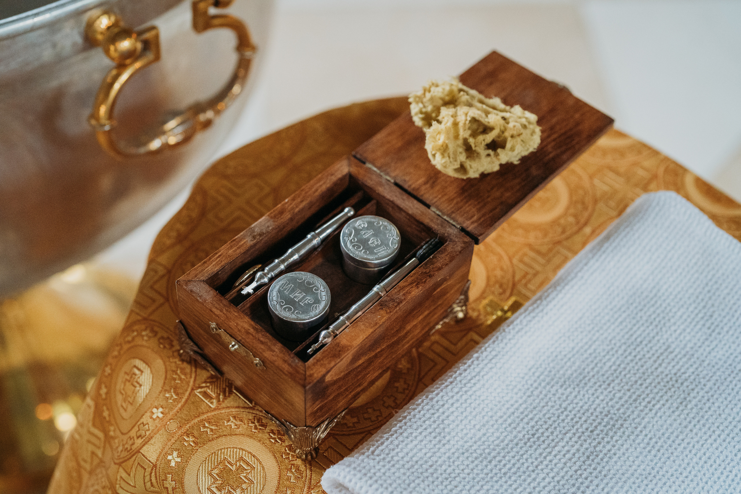 Фотограф на крещение Фотограф на крестины Крещение ребенка Крещение младенца Православный фотограф Фотосъемка в храме Можно ли фотографировать в храме Как подготовиться к крещению ребенка красивый фотографии Фотограф на крещение Москва найти Фотограф на крещение недорого Крещение ребенка в православном храме